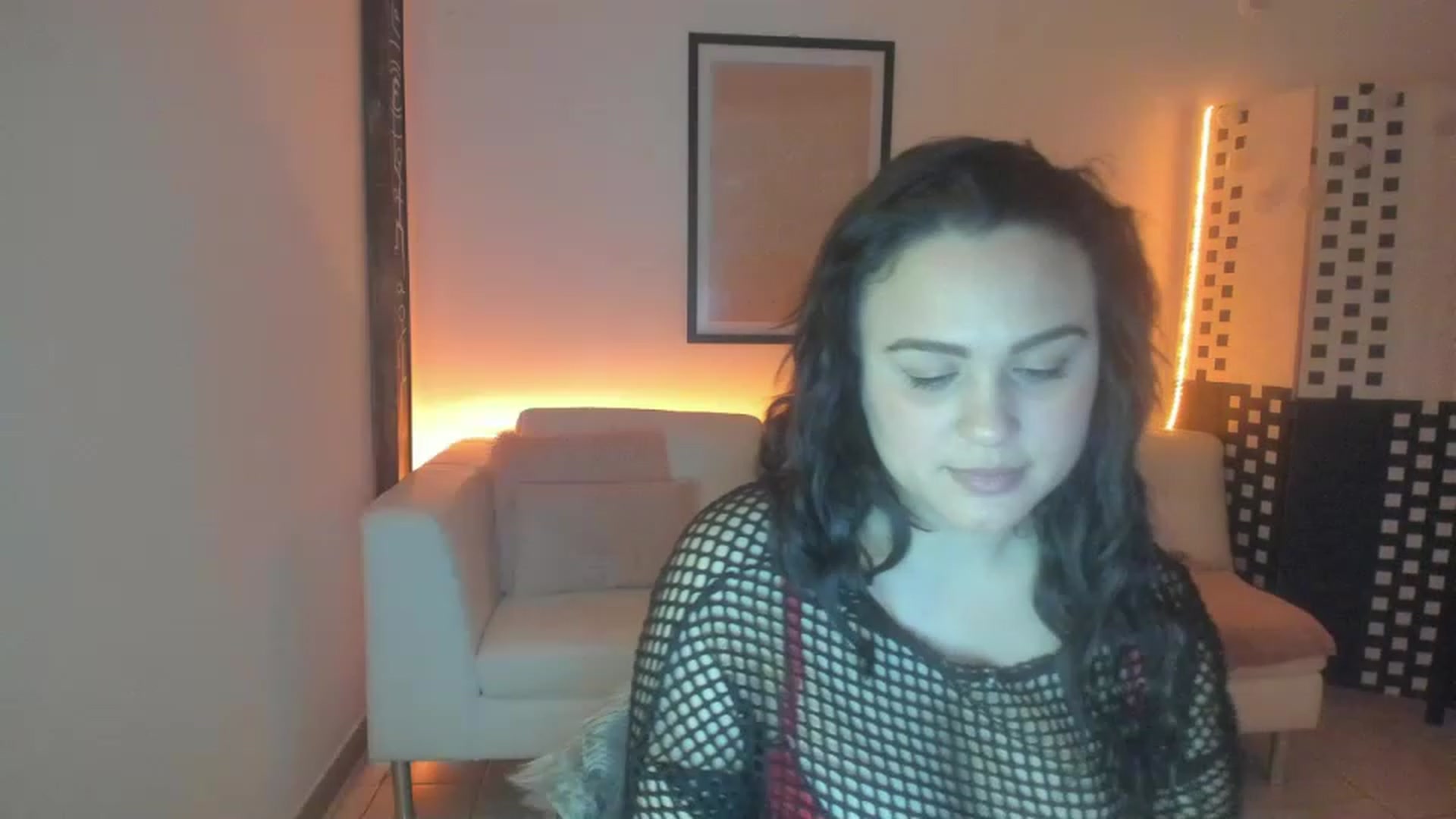 Gallery image thumbnail from Sophiedee18's myfreecams stream on, 01/09/2023, 10:49 image 1 of 20