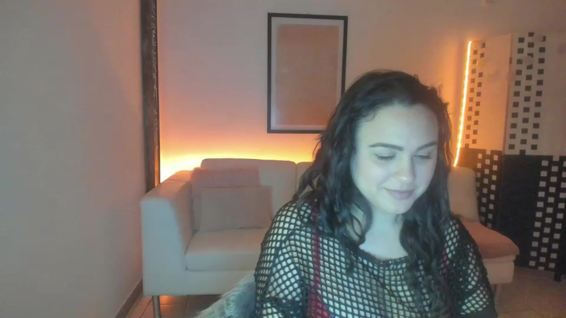 Gallery image thumbnail from Sophiedee18's myfreecams stream on, 01/09/2023, 10:49 image 3 of 20