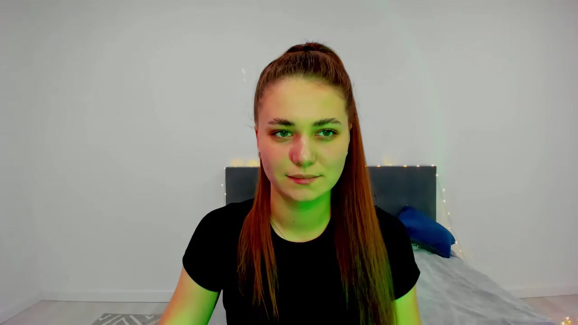 Gallery image thumbnail from SophieeSexxy's myfreecams stream on, 01/26/2023, 20:20 image 3 of 20