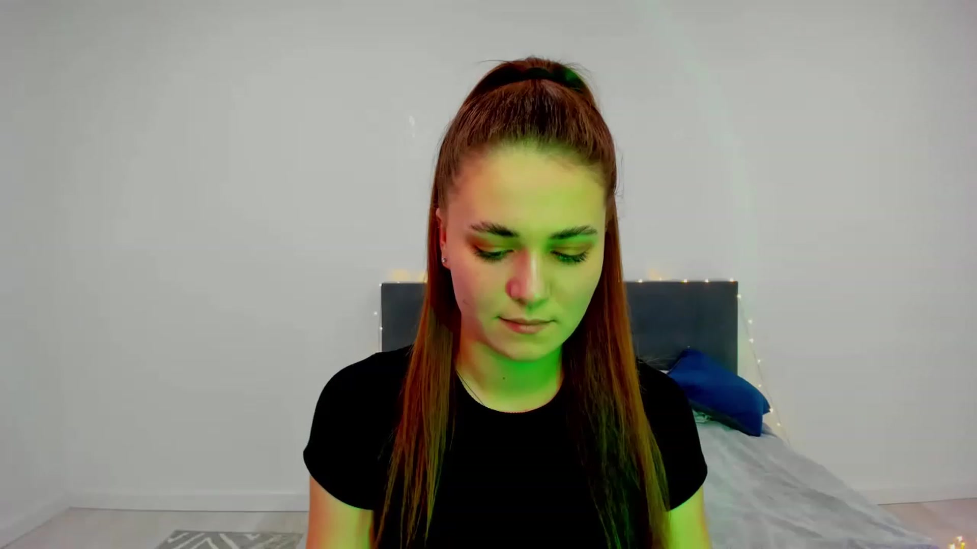 Gallery image thumbnail from SophieeSexxy's myfreecams stream on, 01/26/2023, 20:20 image 17 of 20