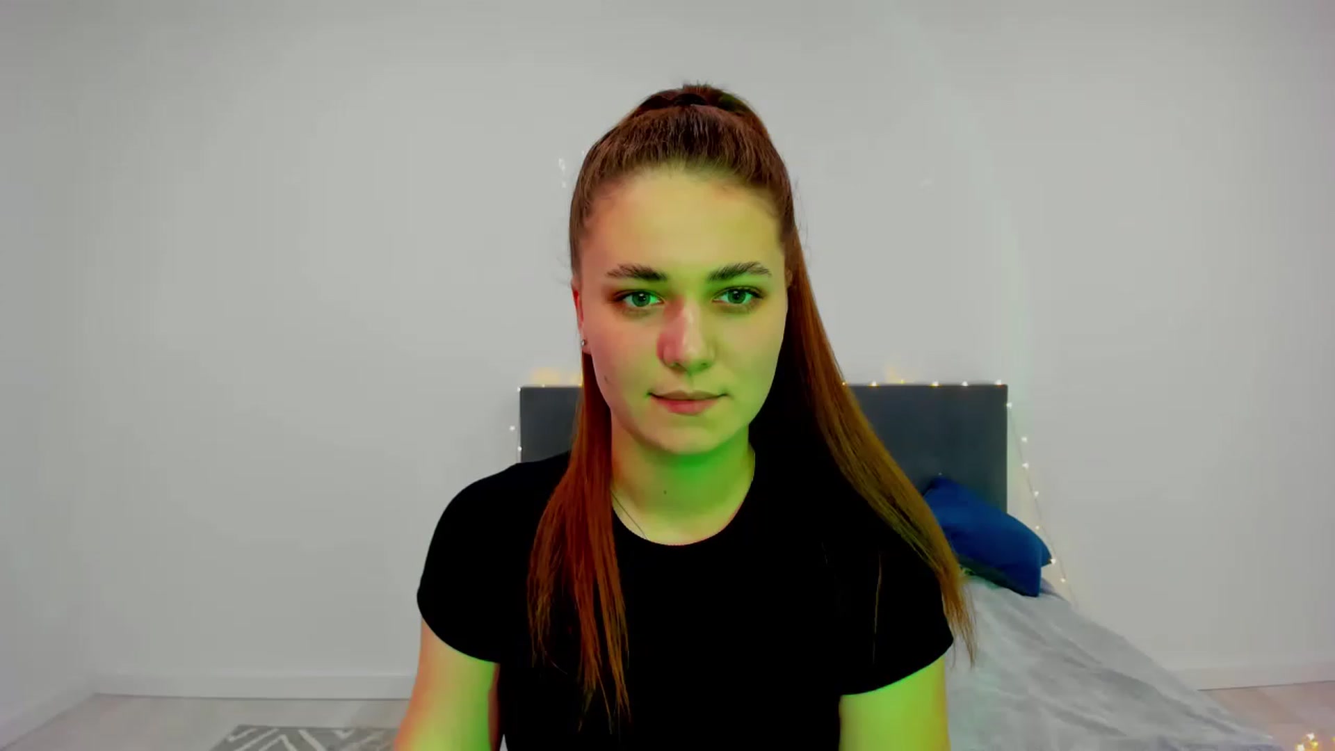 Gallery image thumbnail from SophieeSexxy's myfreecams stream on, 01/26/2023, 20:20 image 9 of 20