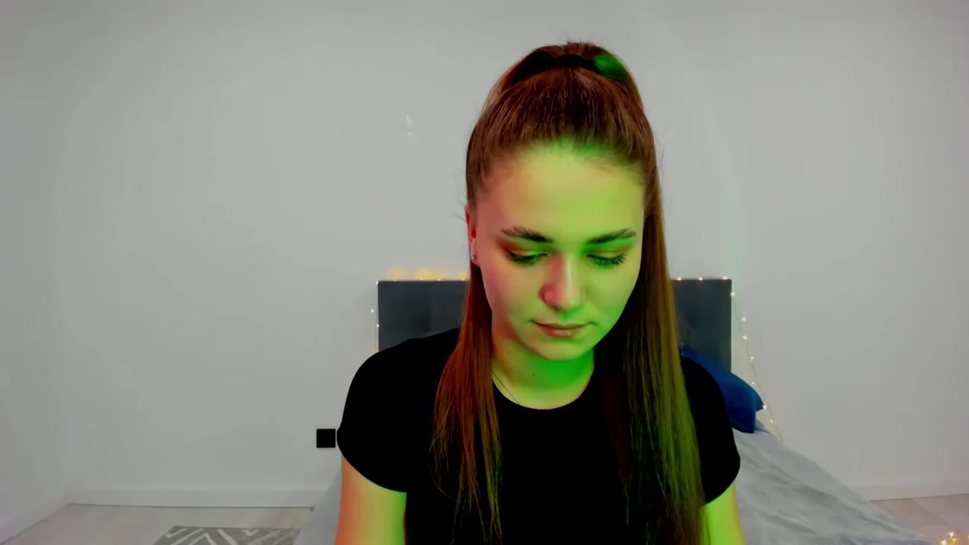 Gallery image thumbnail from SophieeSexxy's myfreecams stream on, 01/26/2023, 20:20 image 1 of 20