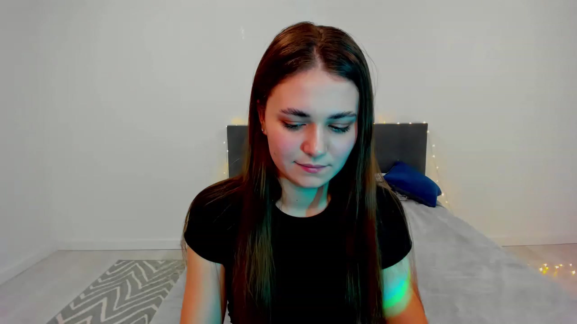 Gallery image thumbnail from SophieeSexxy's myfreecams stream on, 01/26/2023, 22:40 image 12 of 20