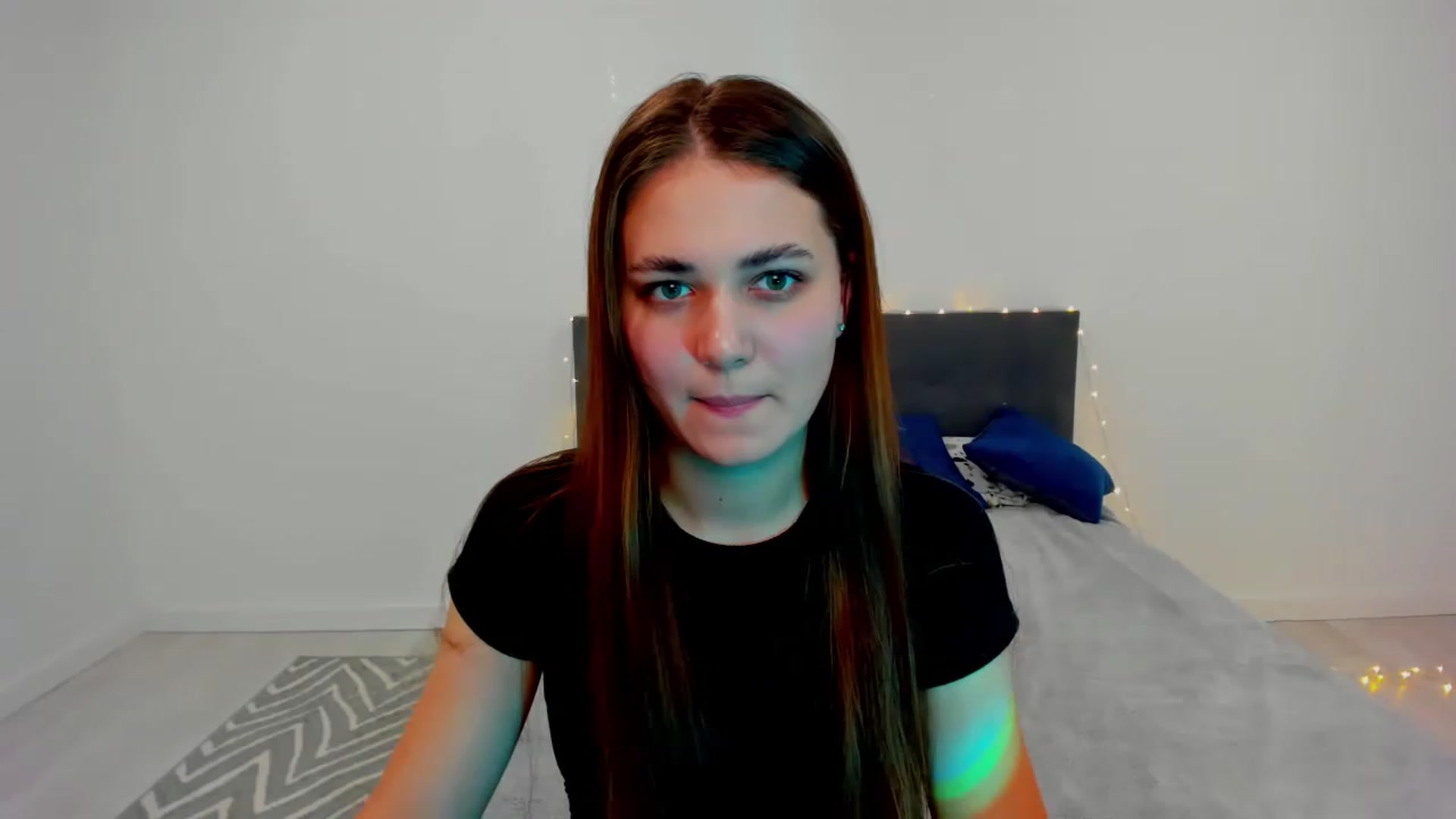 Gallery image thumbnail from SophieeSexxy's myfreecams stream on, 01/26/2023, 22:40 image 16 of 20