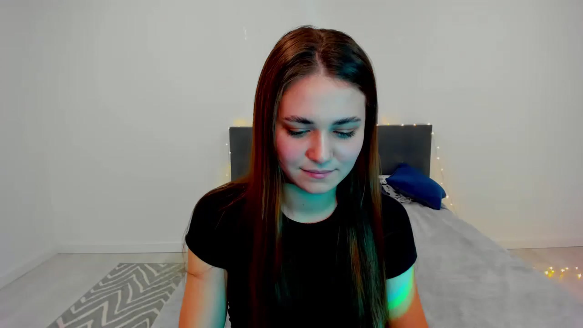 Gallery image thumbnail from SophieeSexxy's myfreecams stream on, 01/26/2023, 22:40 image 18 of 20