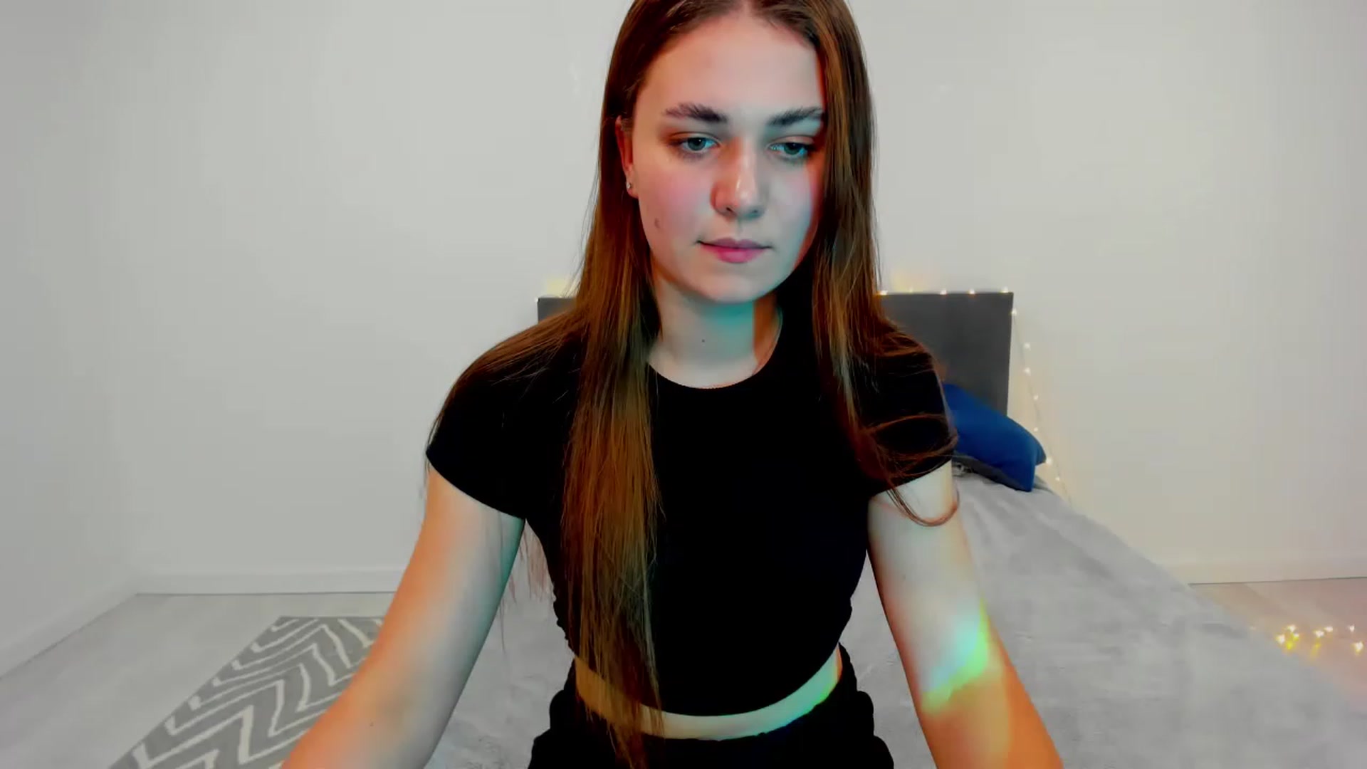 Gallery image thumbnail from SophieeSexxy's myfreecams stream on, 01/26/2023, 22:40 image 3 of 20