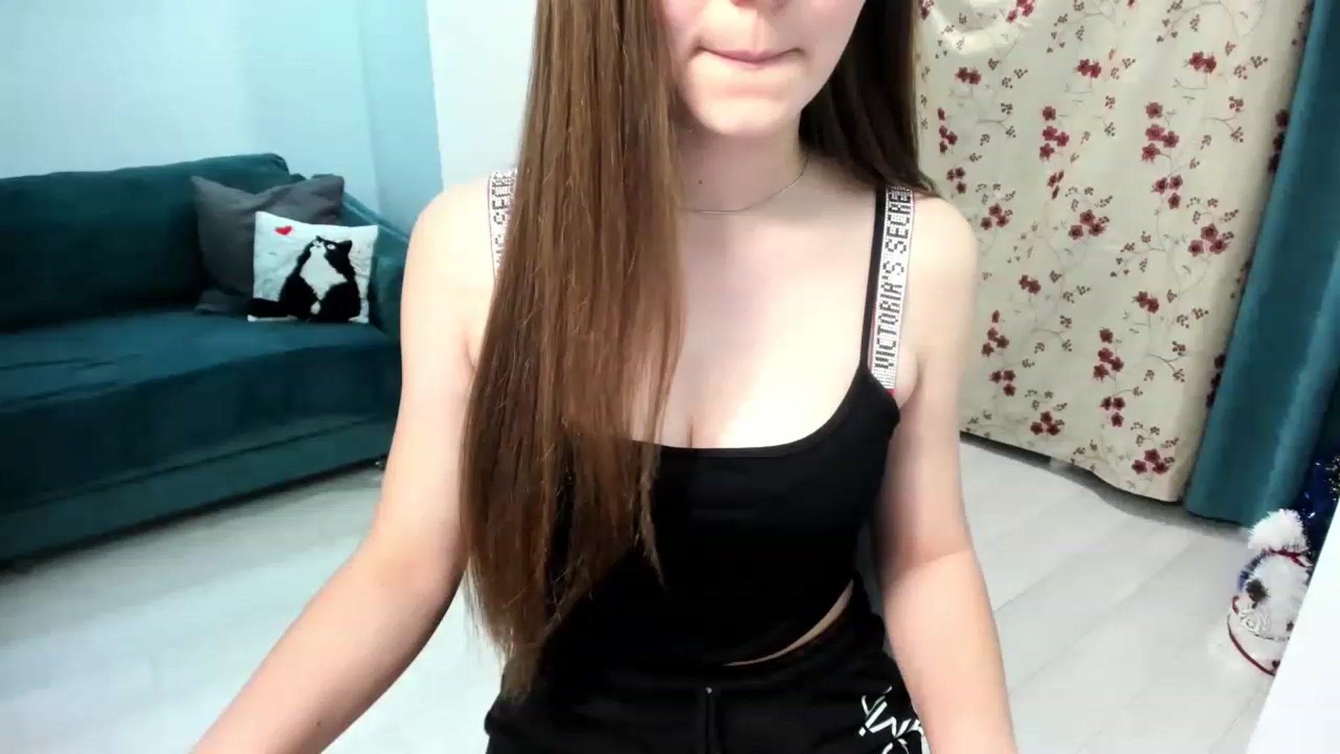 Gallery image thumbnail from SophieeSexxy's myfreecams stream on, 01/31/2023, 16:36 image 18 of 20