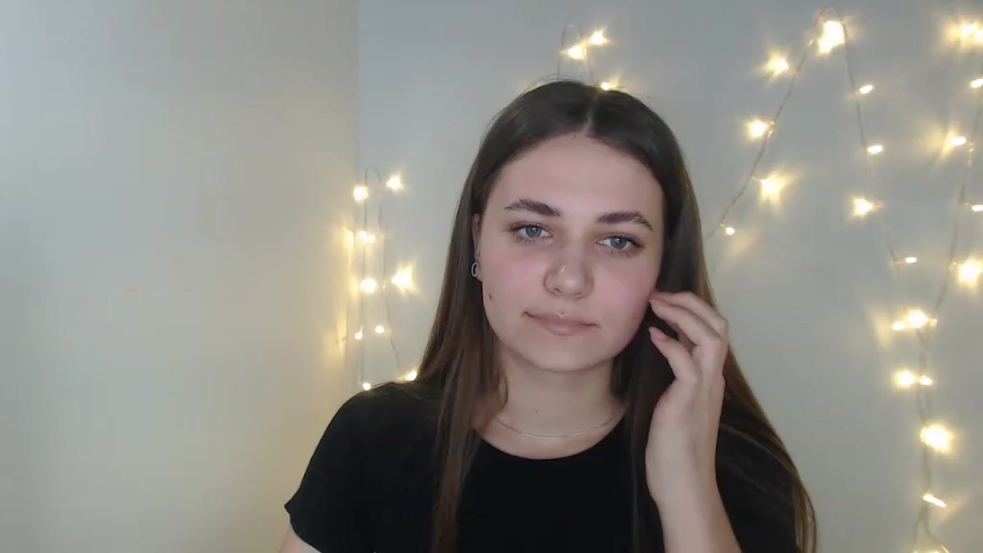 Gallery image thumbnail from SophieeSexxy's myfreecams stream on, 02/03/2023, 19:02 image 19 of 20