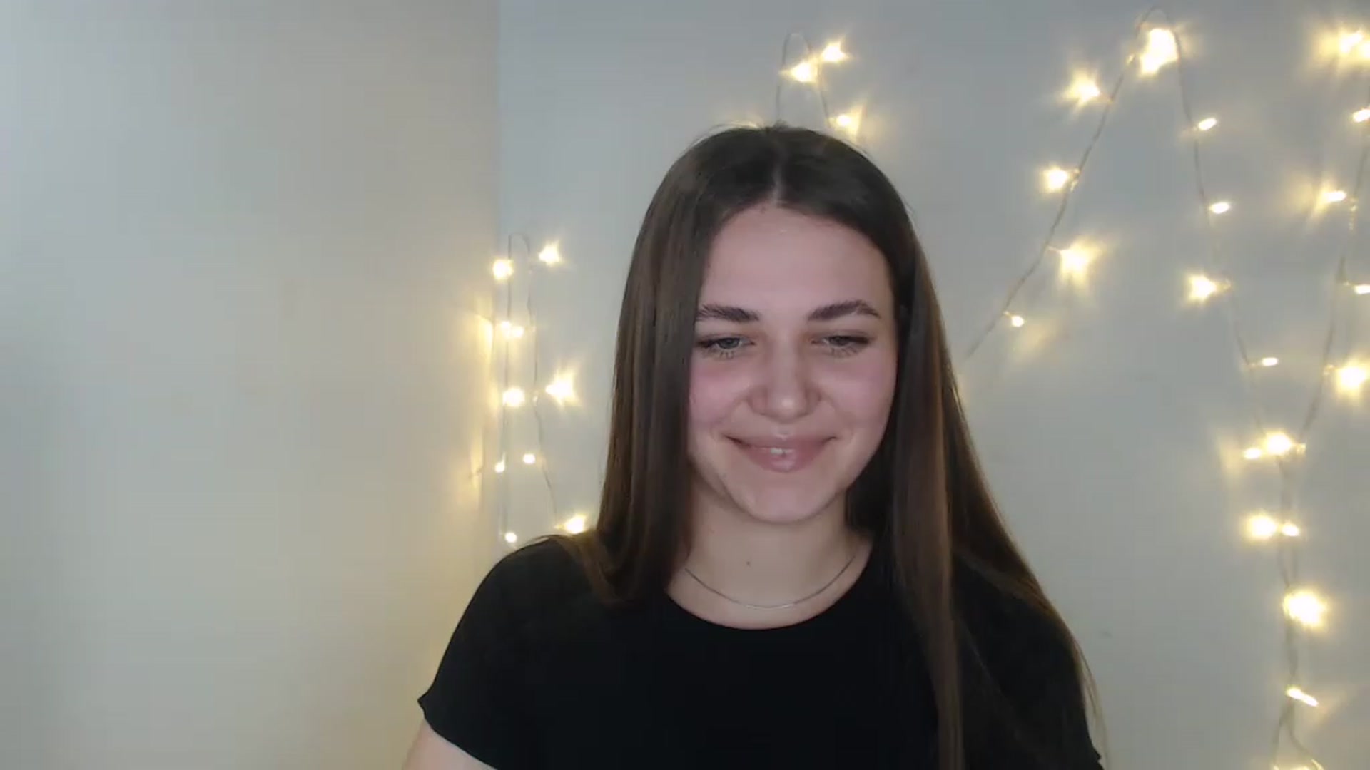 Gallery image thumbnail from SophieeSexxy's myfreecams stream on, 02/03/2023, 19:02 image 13 of 20