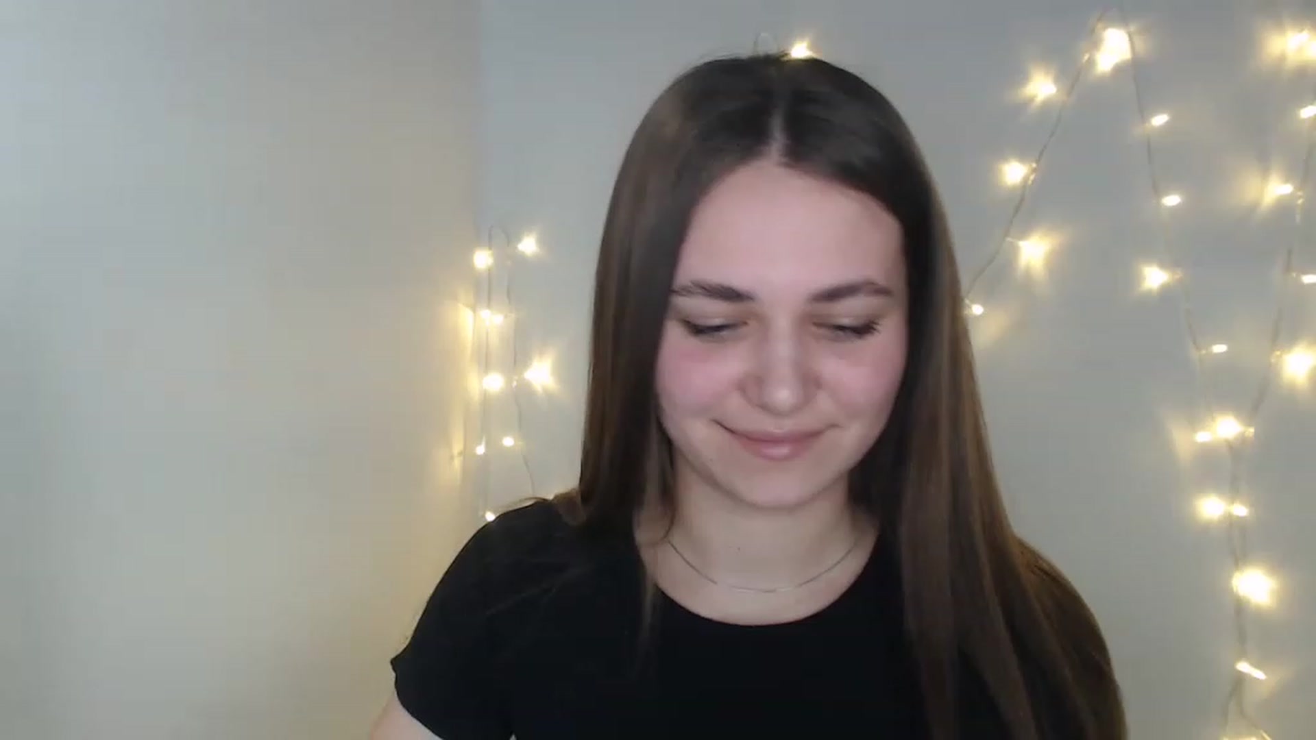 Gallery image thumbnail from SophieeSexxy's myfreecams stream on, 02/03/2023, 19:02 image 7 of 20