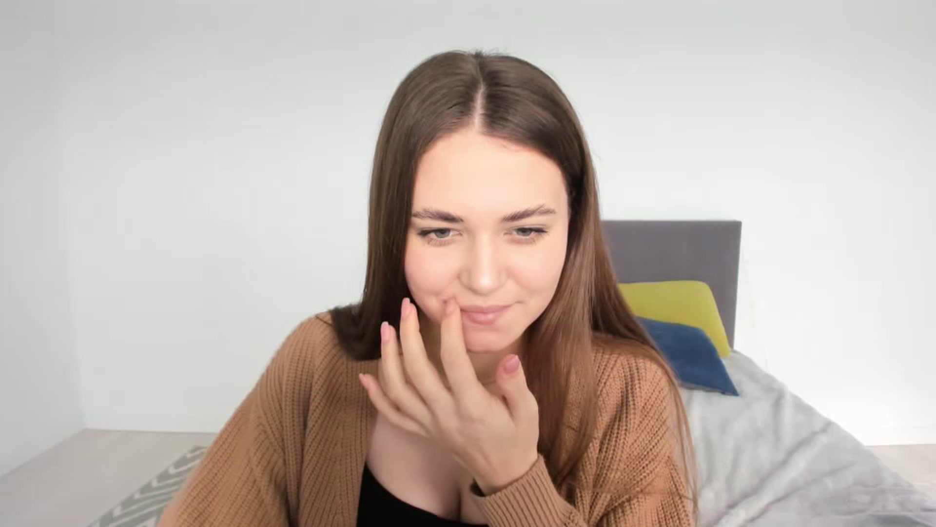 Gallery image thumbnail from SophieeSexxy's myfreecams stream on, 02/04/2023, 12:51 image 16 of 20