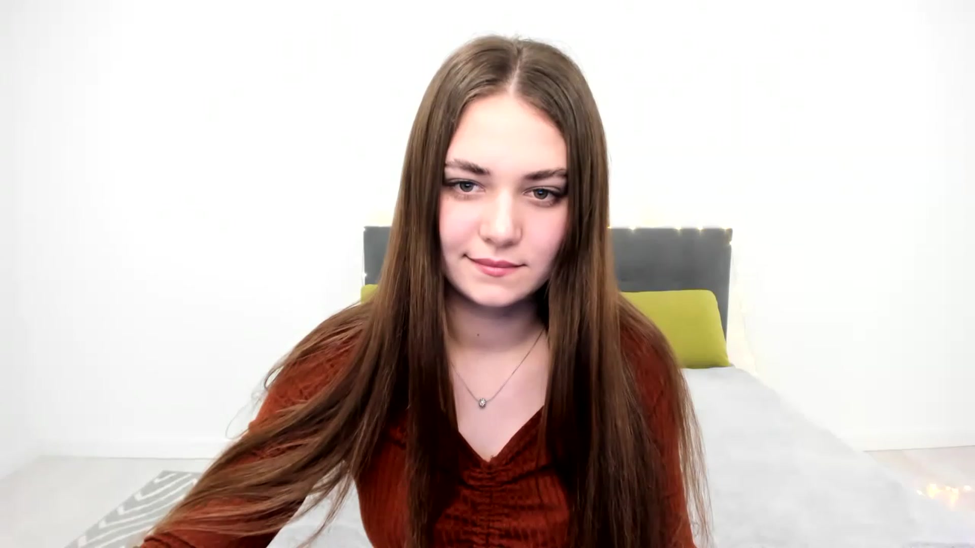 Gallery image thumbnail from SophieeSexxy's myfreecams stream on, 02/06/2023, 16:20 image 7 of 20