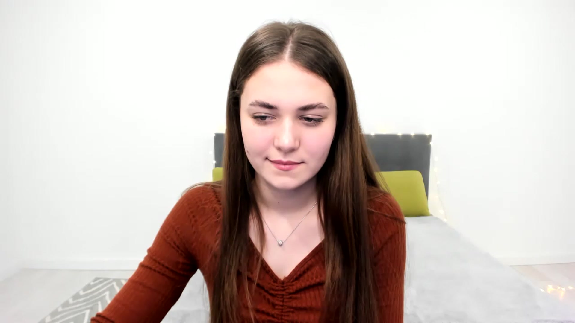 Gallery image thumbnail from SophieeSexxy's myfreecams stream on, 02/06/2023, 16:20 image 5 of 20