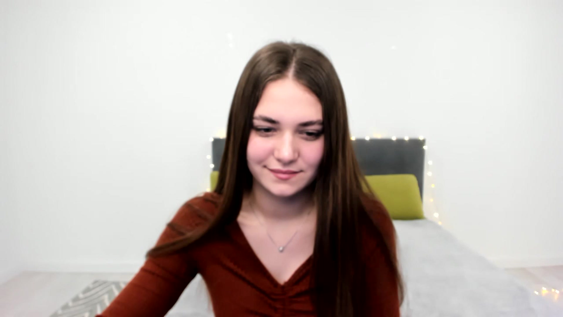 Gallery image thumbnail from SophieeSexxy's myfreecams stream on, 02/06/2023, 16:20 image 14 of 20