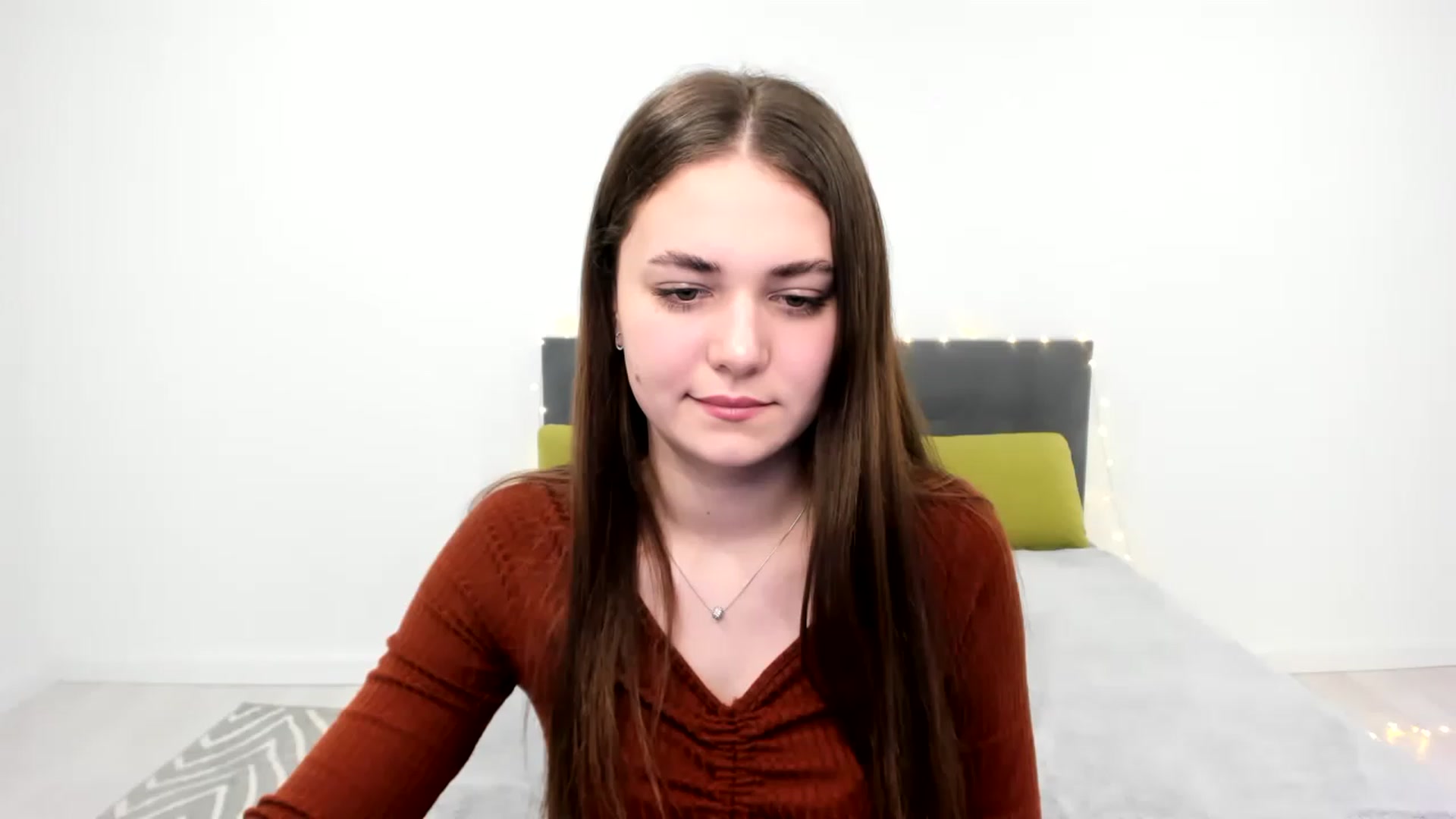 Gallery image thumbnail from SophieeSexxy's myfreecams stream on, 02/06/2023, 16:20 image 3 of 20