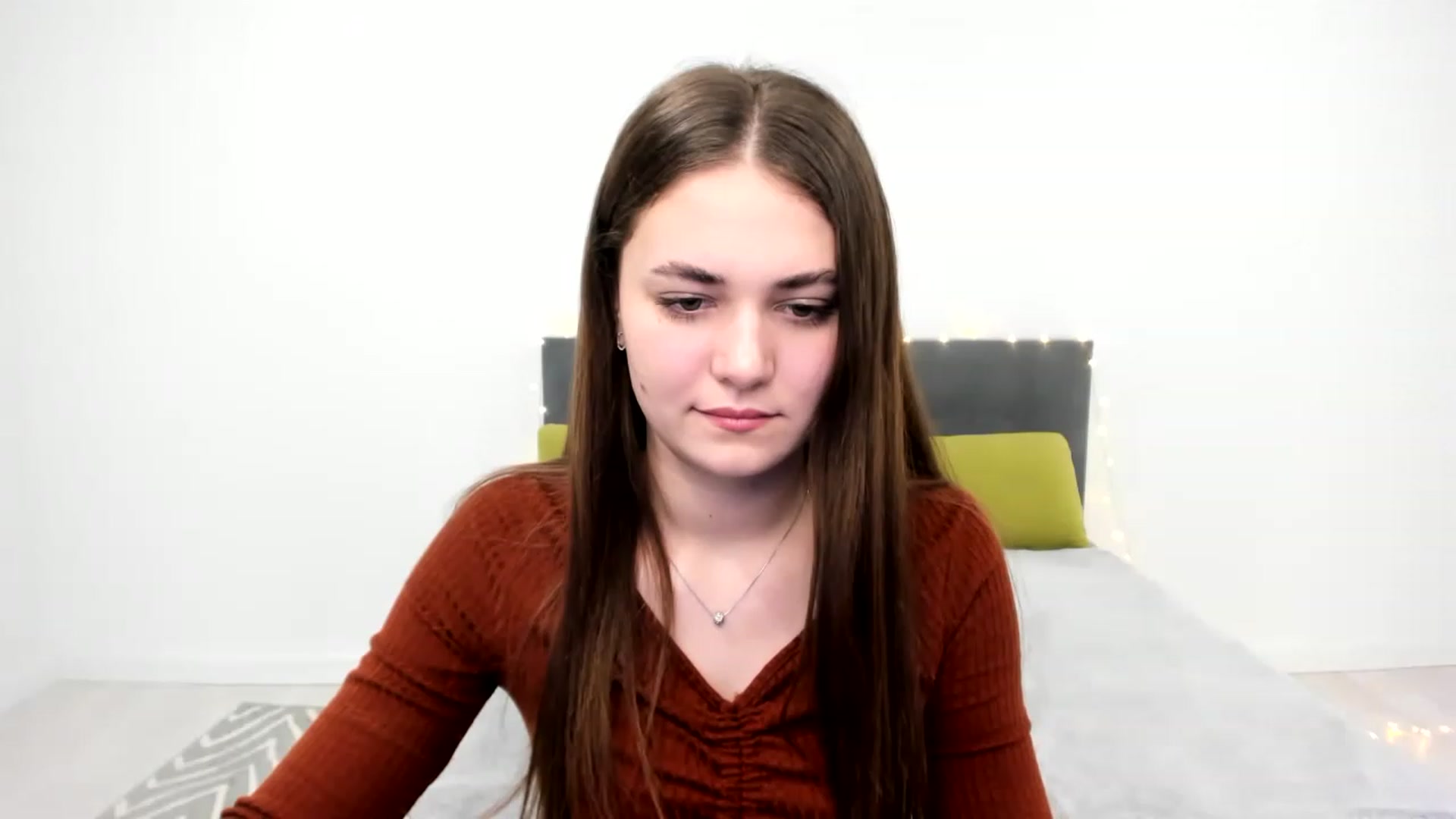 Gallery image thumbnail from SophieeSexxy's myfreecams stream on, 02/06/2023, 16:20 image 1 of 20