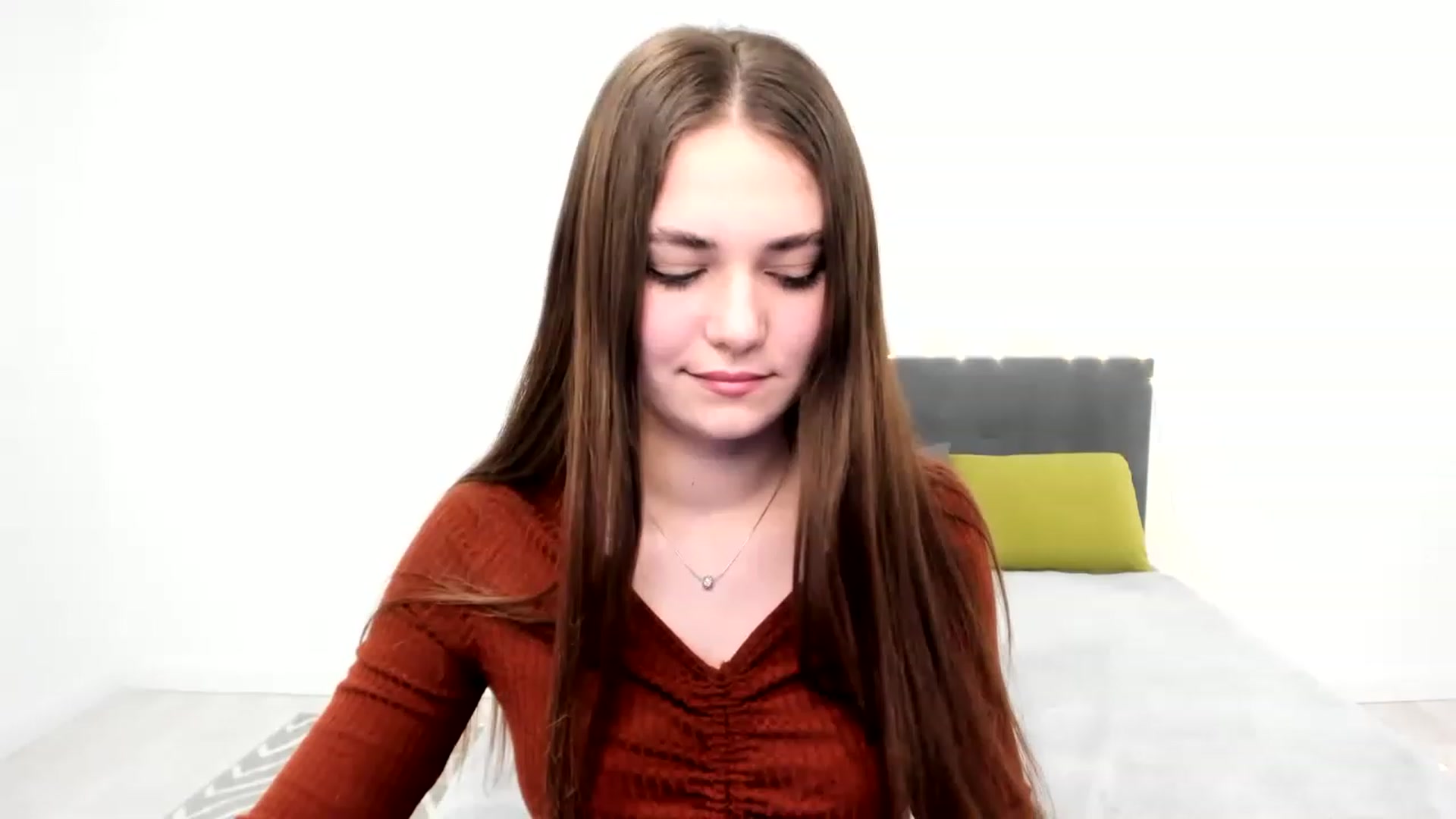 Gallery image thumbnail from SophieeSexxy's myfreecams stream on, 02/06/2023, 16:20 image 19 of 20
