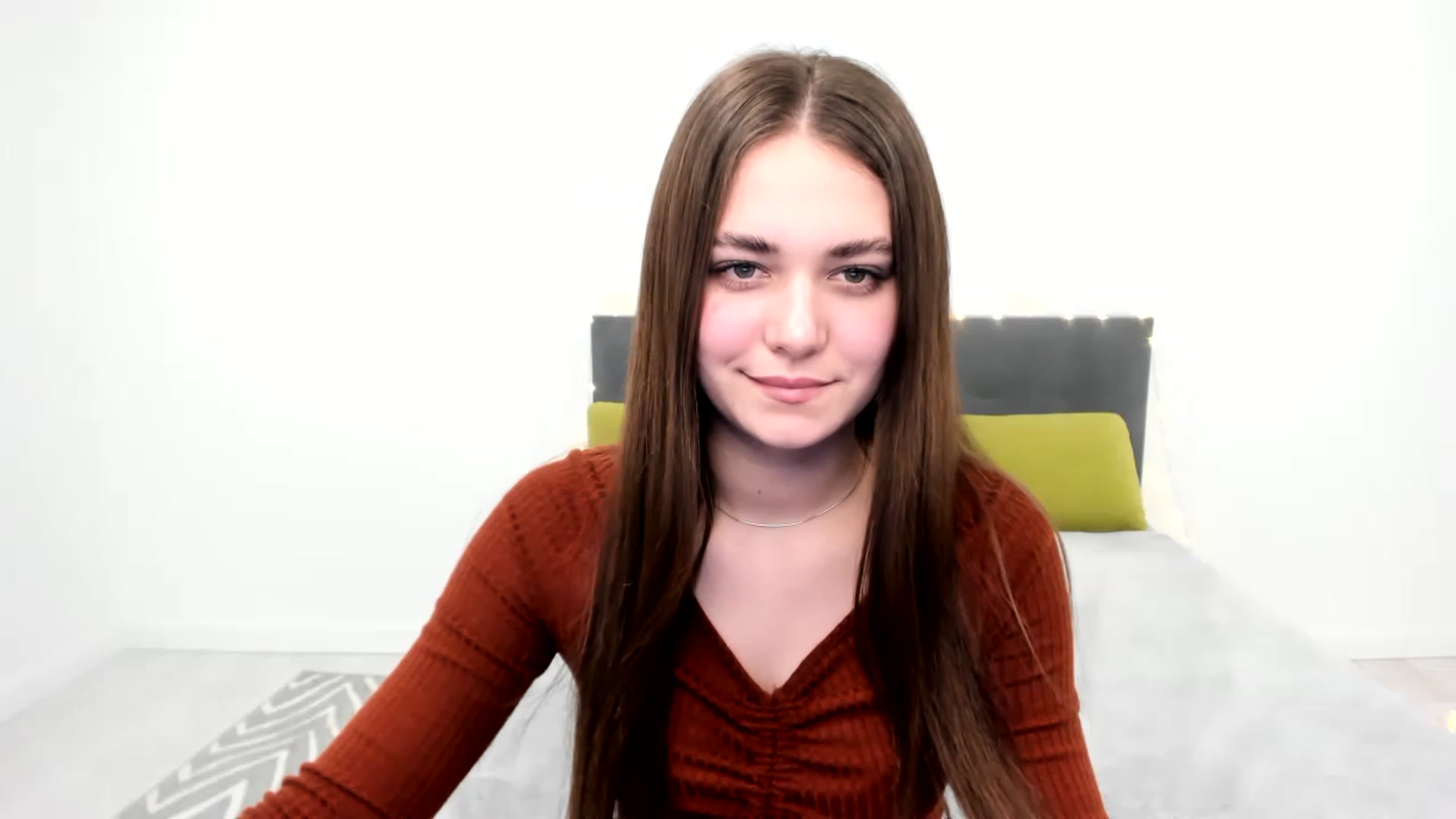 Gallery image thumbnail from SophieeSexxy's myfreecams stream on, 02/06/2023, 17:45 image 1 of 20