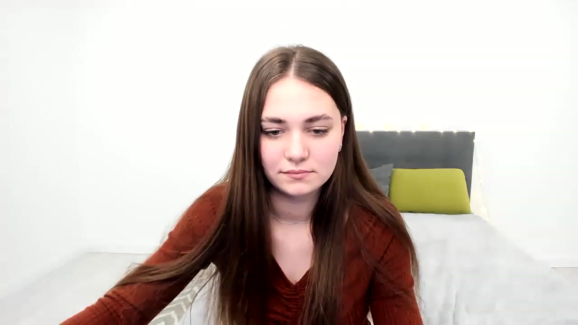 Gallery image thumbnail from SophieeSexxy's myfreecams stream on, 02/06/2023, 18:06 image 14 of 20