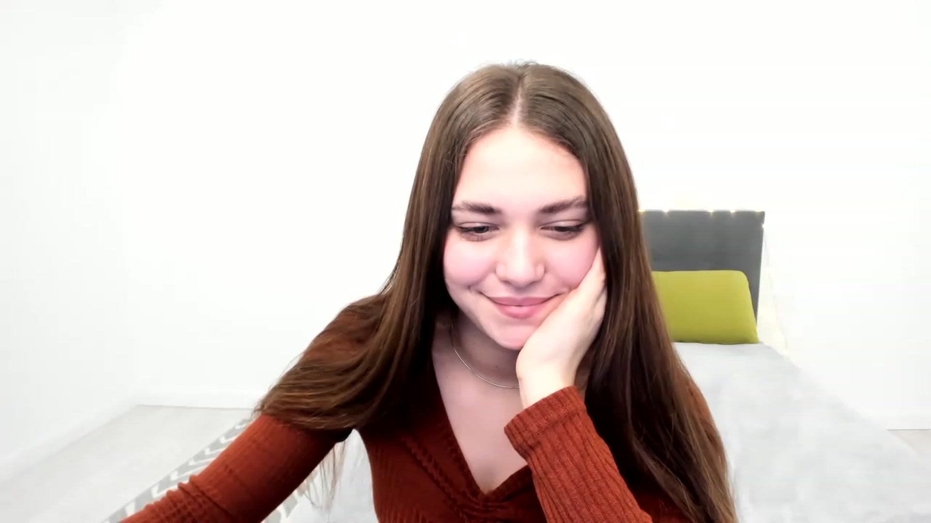 Gallery image thumbnail from SophieeSexxy's myfreecams stream on, 02/06/2023, 18:06 image 19 of 20