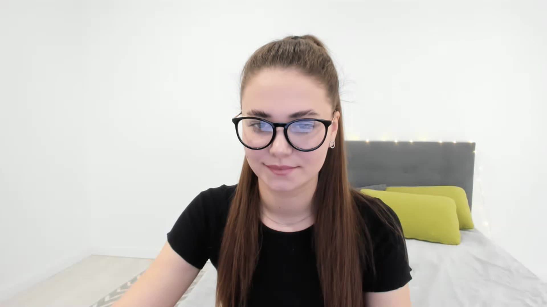 Gallery image thumbnail from SophieeSexxy's myfreecams stream on, 02/07/2023, 12:28 image 19 of 20