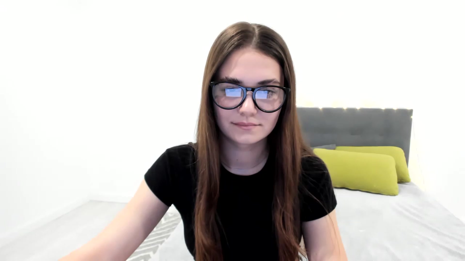 Gallery image thumbnail from SophieeSexxy's myfreecams stream on, 02/07/2023, 17:04 image 5 of 20