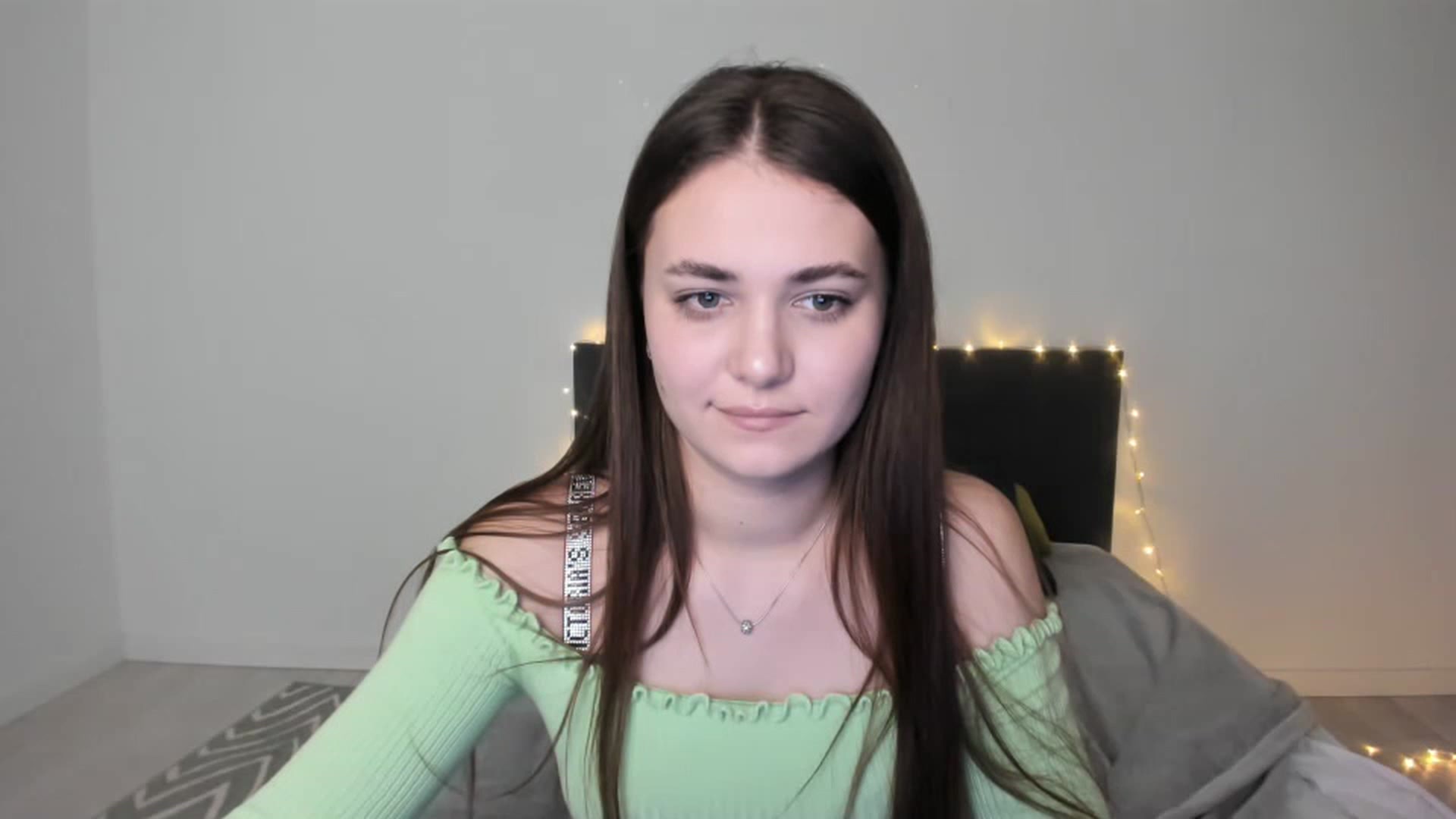 Gallery image thumbnail from SophieeSexxy's myfreecams stream on, 02/09/2023, 15:57 image 14 of 20