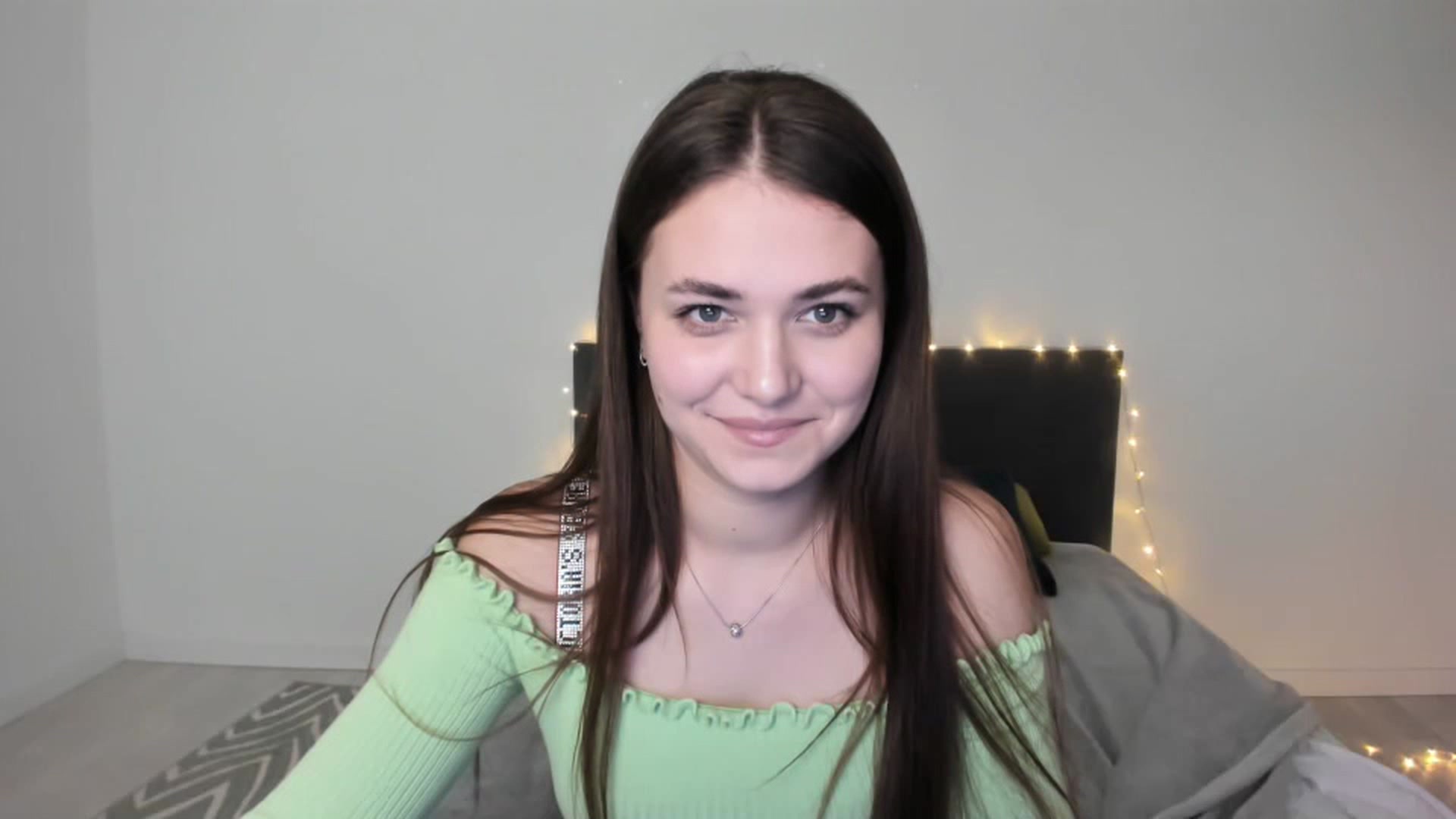 Gallery image thumbnail from SophieeSexxy's myfreecams stream on, 02/09/2023, 15:57 image 5 of 20