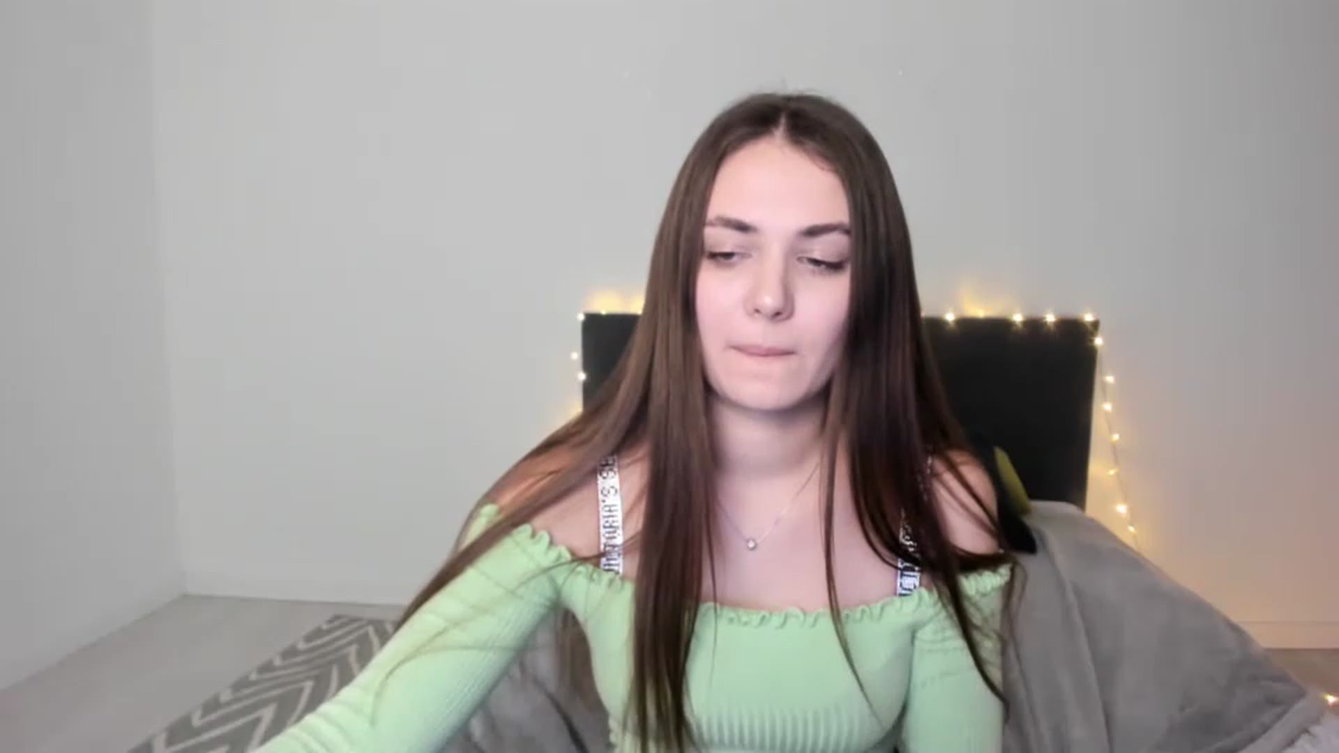Gallery image thumbnail from SophieeSexxy's myfreecams stream on, 02/09/2023, 16:41 image 12 of 20