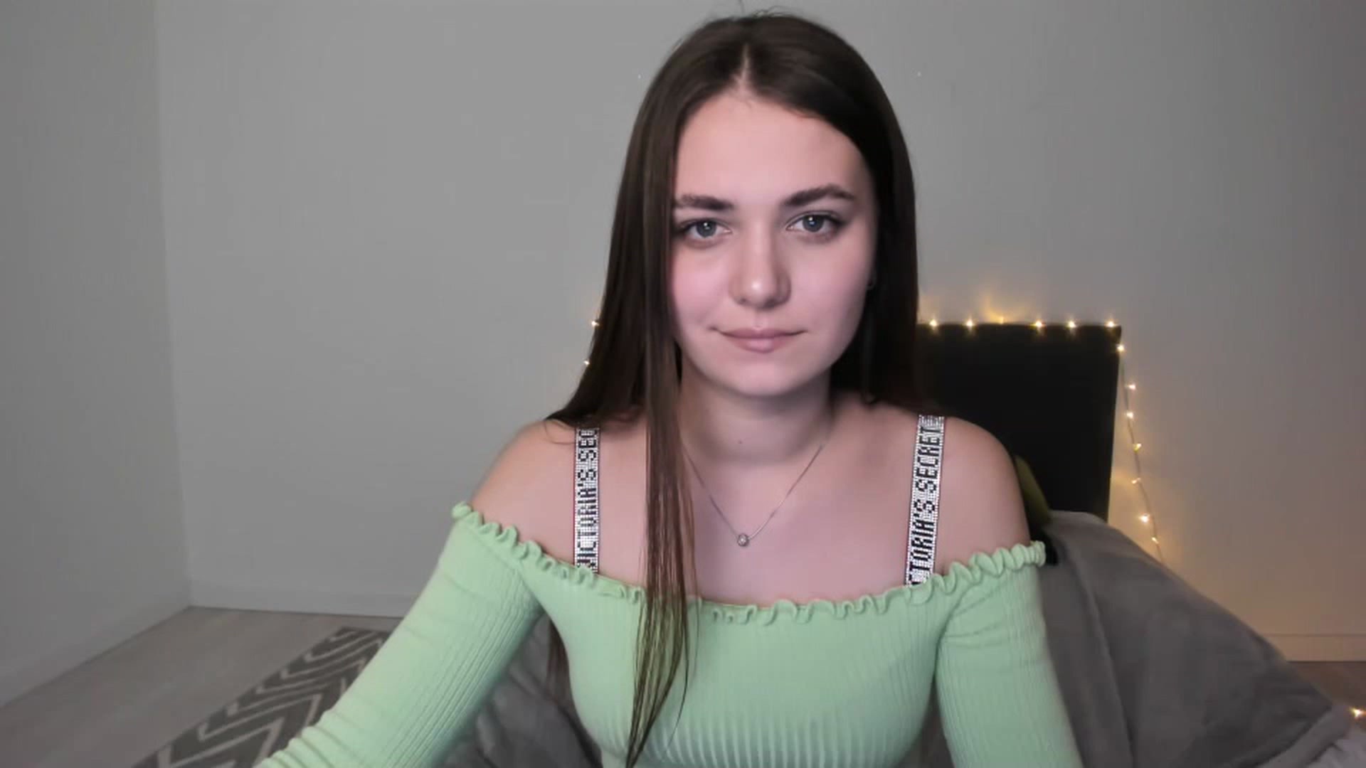 Gallery image thumbnail from SophieeSexxy's myfreecams stream on, 02/09/2023, 16:41 image 4 of 20