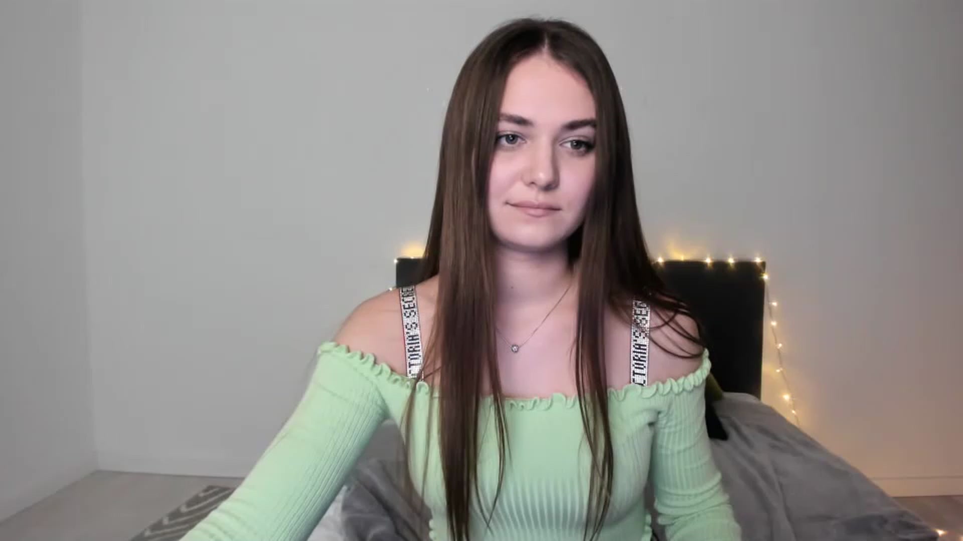Gallery image thumbnail from SophieeSexxy's myfreecams stream on, 02/09/2023, 17:45 image 5 of 20