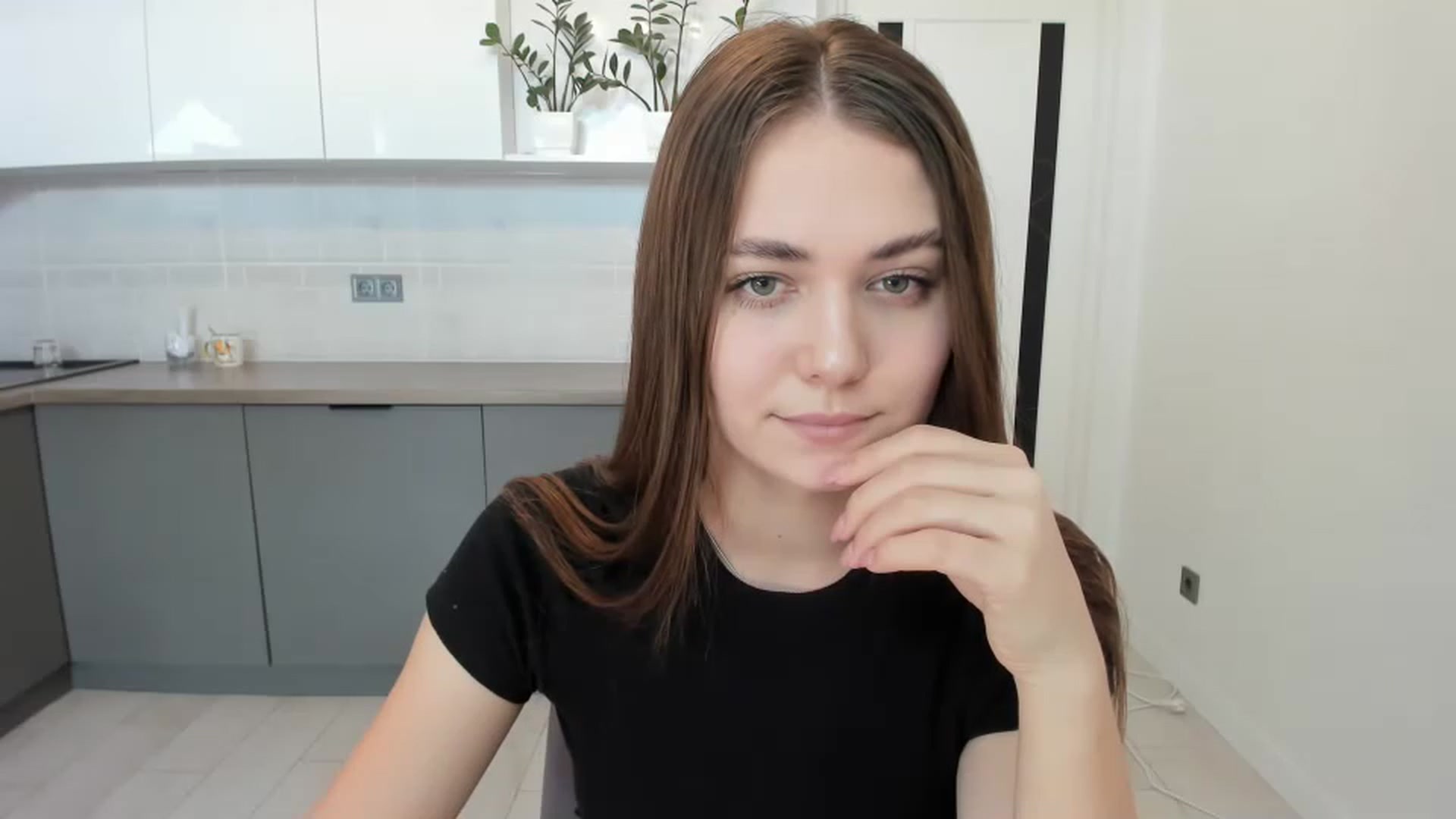 Gallery image thumbnail from SophieeSexxy's myfreecams stream on, 02/10/2023, 10:06 image 7 of 20