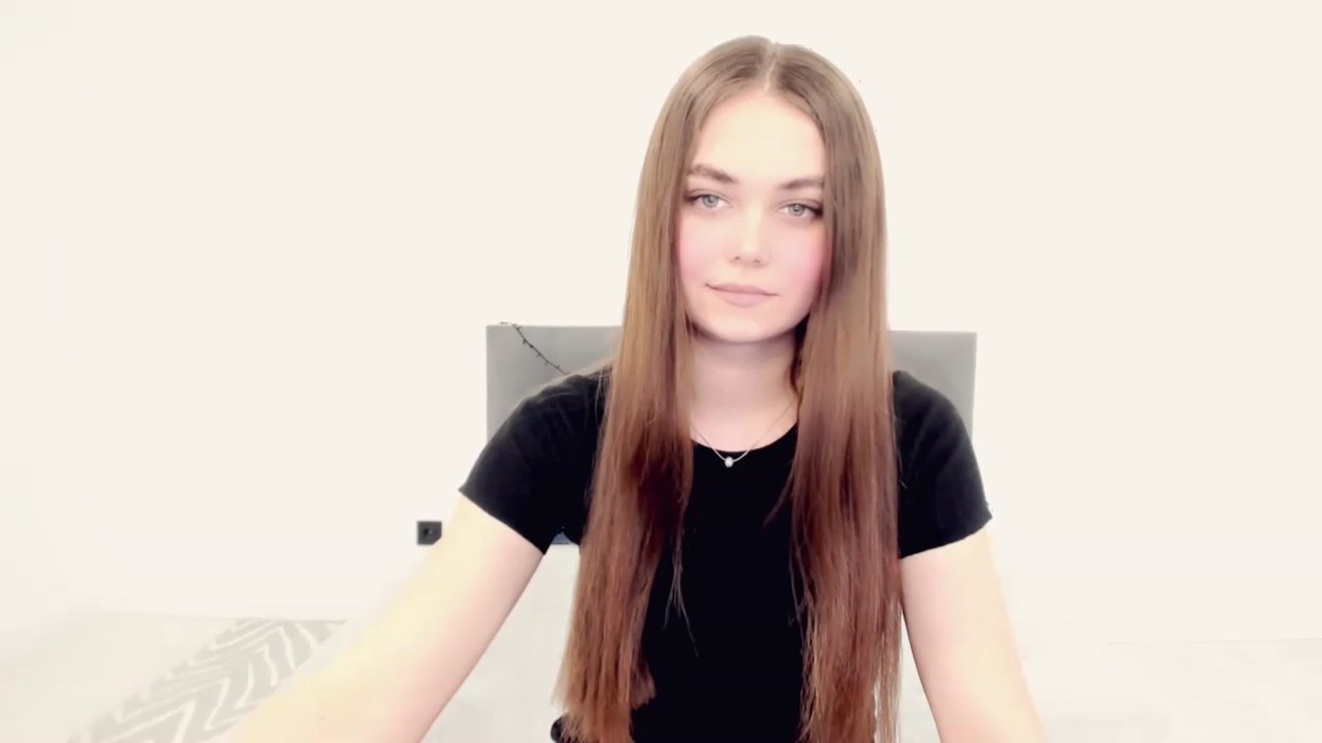 Gallery image thumbnail from SophieeSexxy's myfreecams stream on, 02/22/2023, 14:52 image 10 of 20