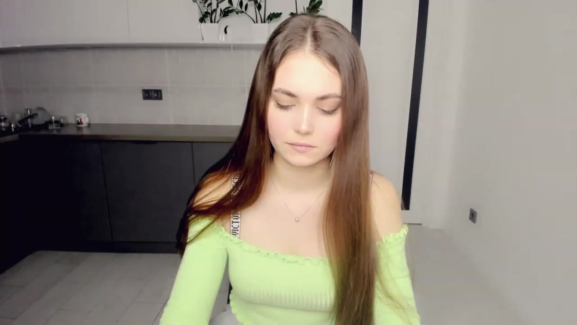 Gallery image thumbnail from SophieeSexxy's myfreecams stream on, 02/27/2023, 17:39 image 16 of 20