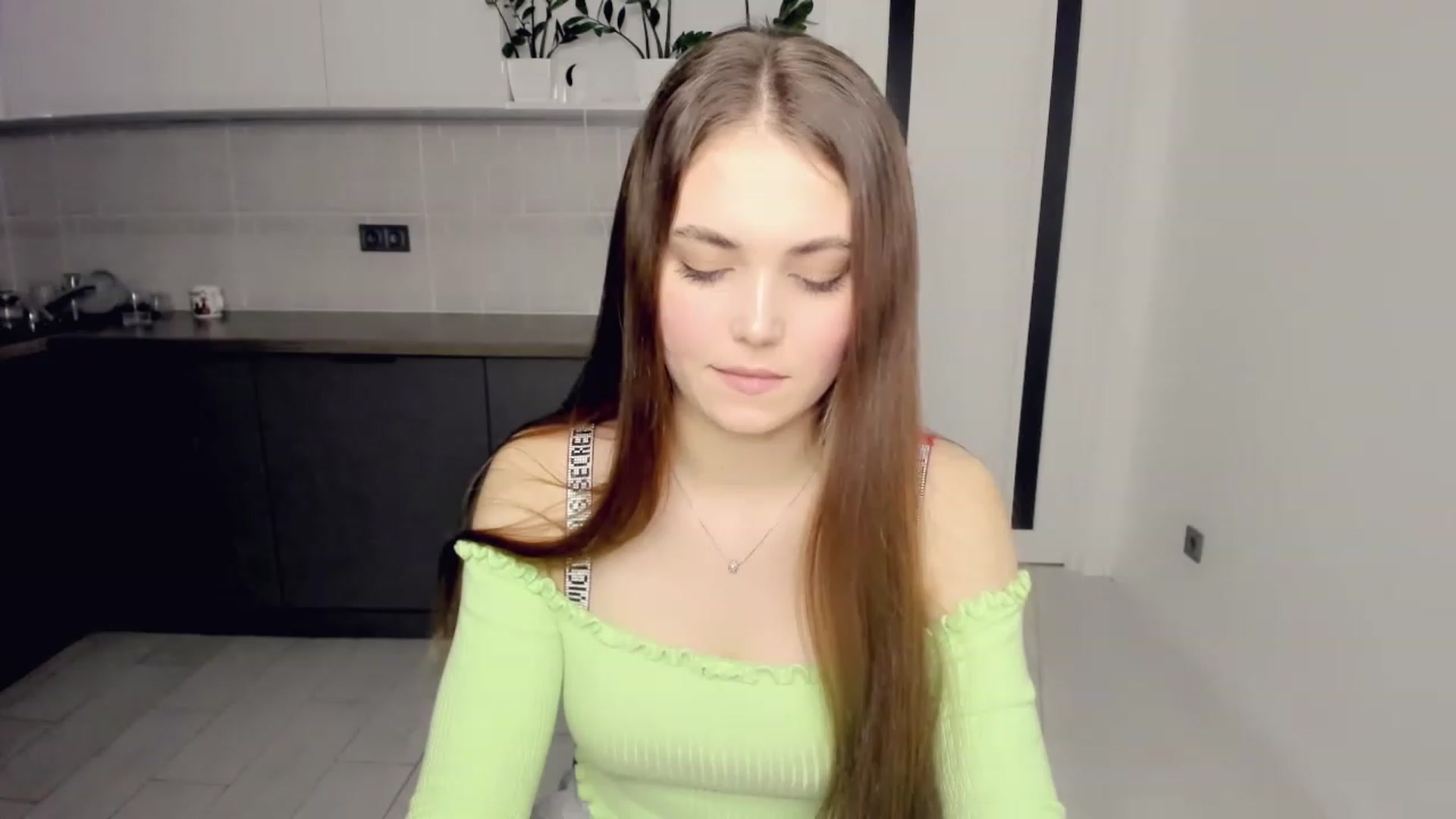Gallery image thumbnail from SophieeSexxy's myfreecams stream on, 02/27/2023, 17:39 image 18 of 20