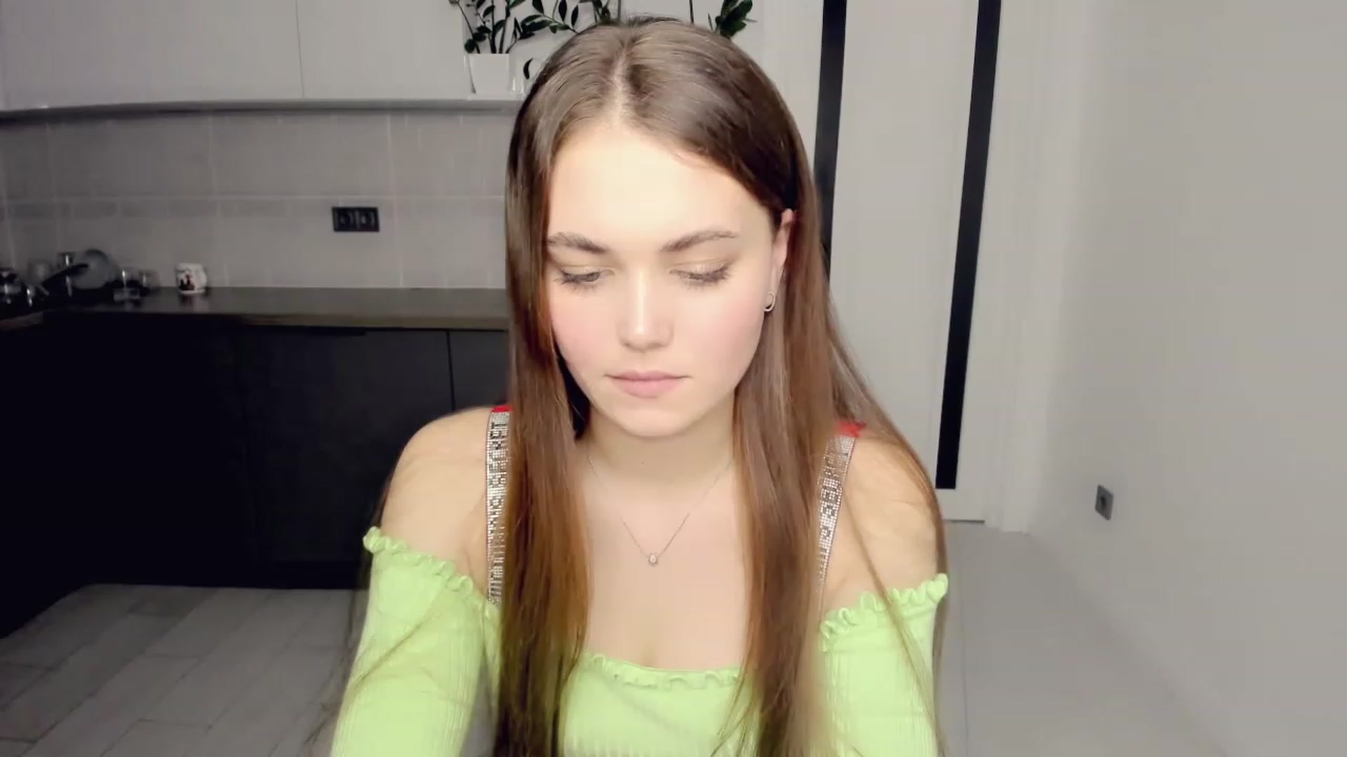 Gallery image thumbnail from SophieeSexxy's myfreecams stream on, 02/27/2023, 17:39 image 6 of 20