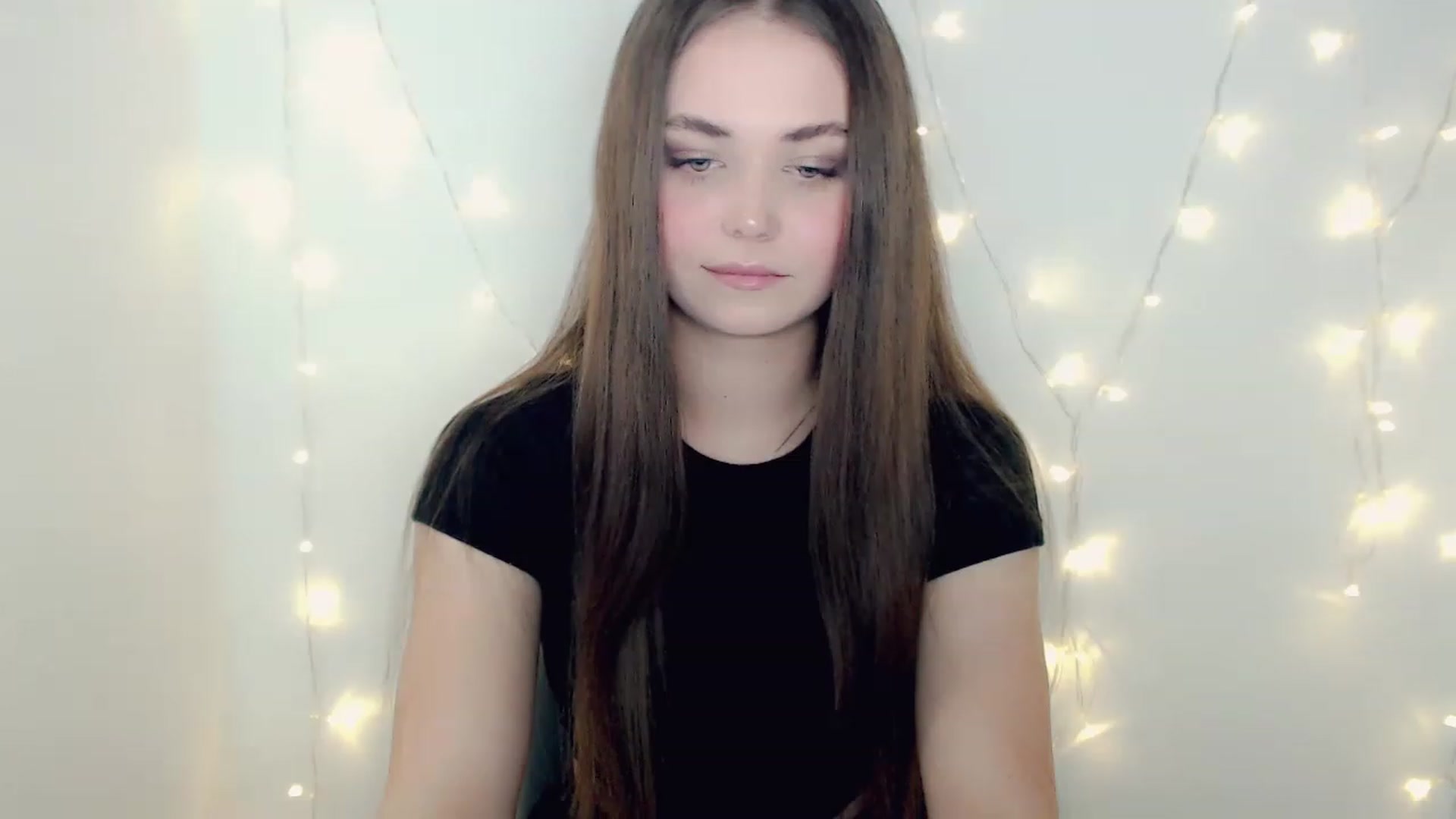 Gallery image thumbnail from SophieeSexxy's myfreecams stream on, 03/04/2023, 15:41 image 13 of 20