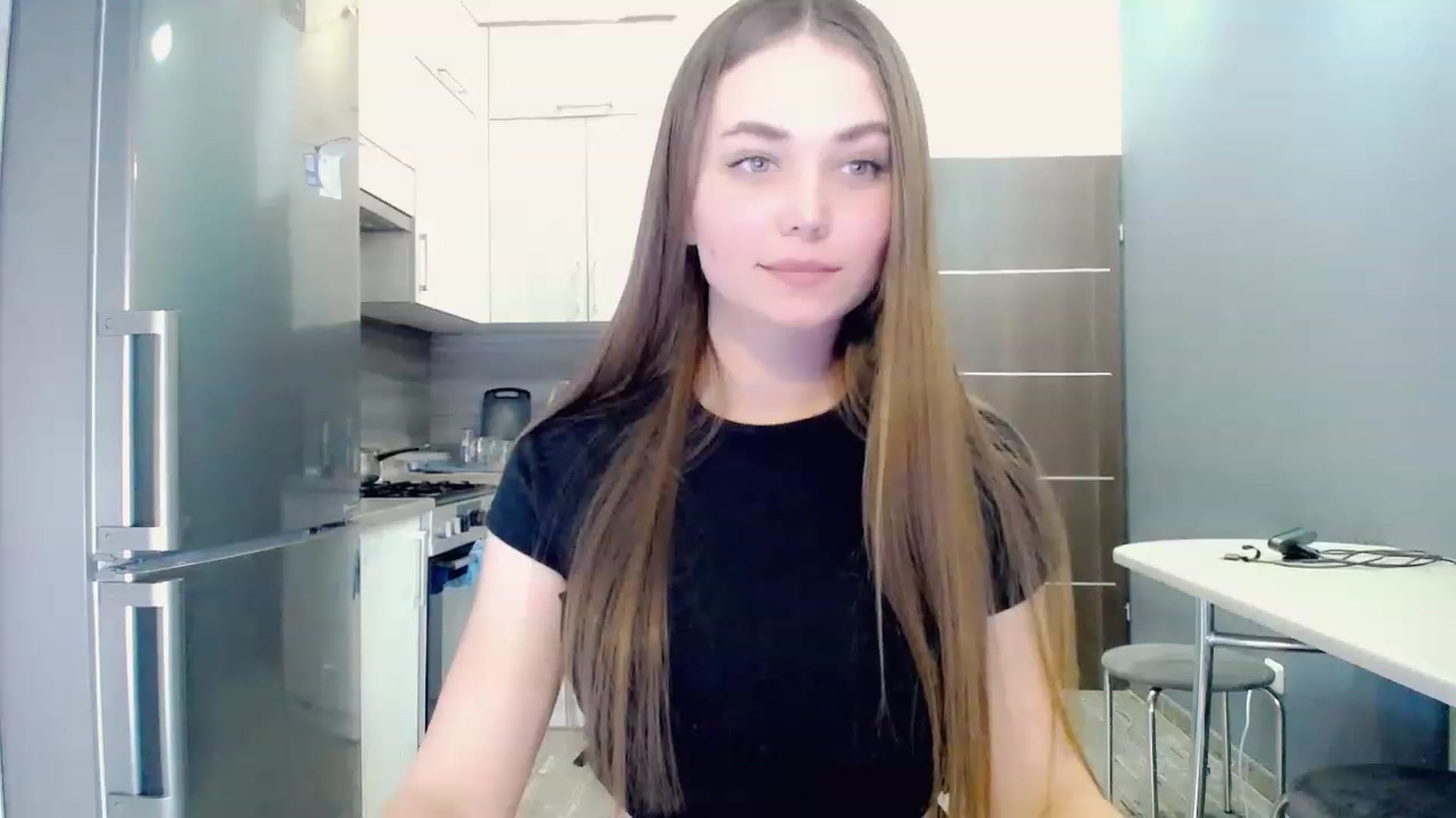 Gallery image thumbnail from SophieeSexxy's myfreecams stream on, 03/05/2023, 17:10 image 9 of 20