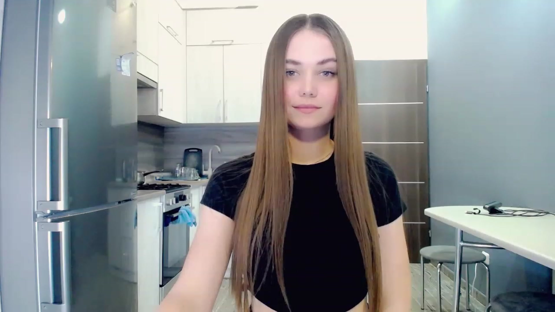 Gallery image thumbnail from SophieeSexxy's myfreecams stream on, 03/05/2023, 17:10 image 18 of 20