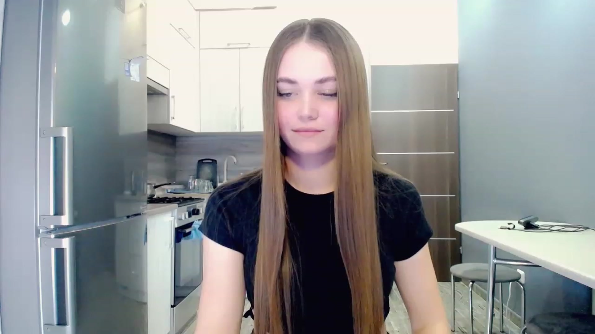 Gallery image thumbnail from SophieeSexxy's myfreecams stream on, 03/05/2023, 17:10 image 5 of 20
