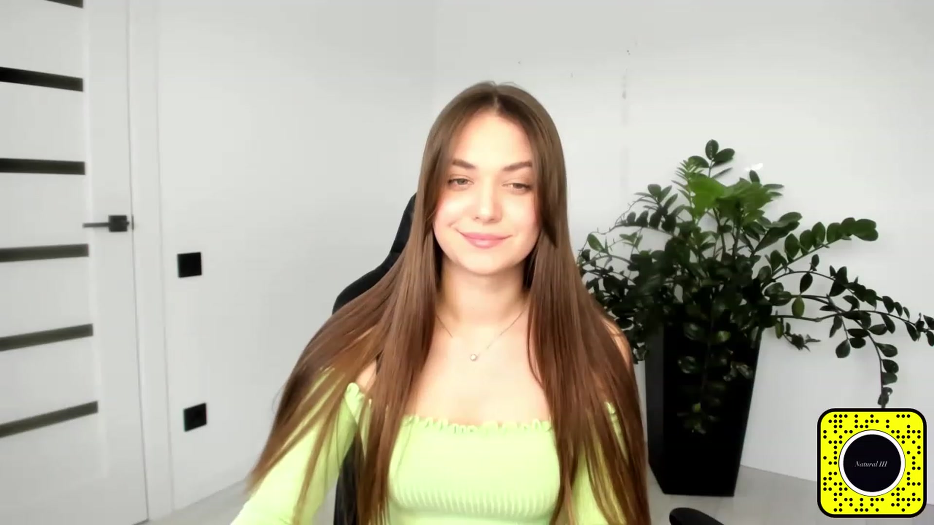 Gallery image thumbnail from SophieeSexxy's myfreecams stream on, 03/08/2023, 14:17 image 13 of 20