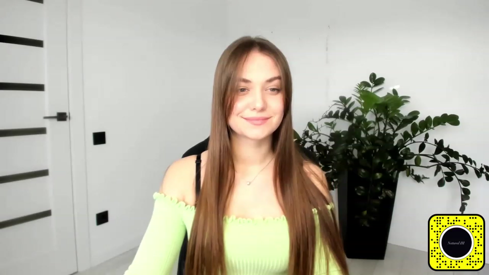 Gallery image thumbnail from SophieeSexxy's myfreecams stream on, 03/08/2023, 14:17 image 9 of 20