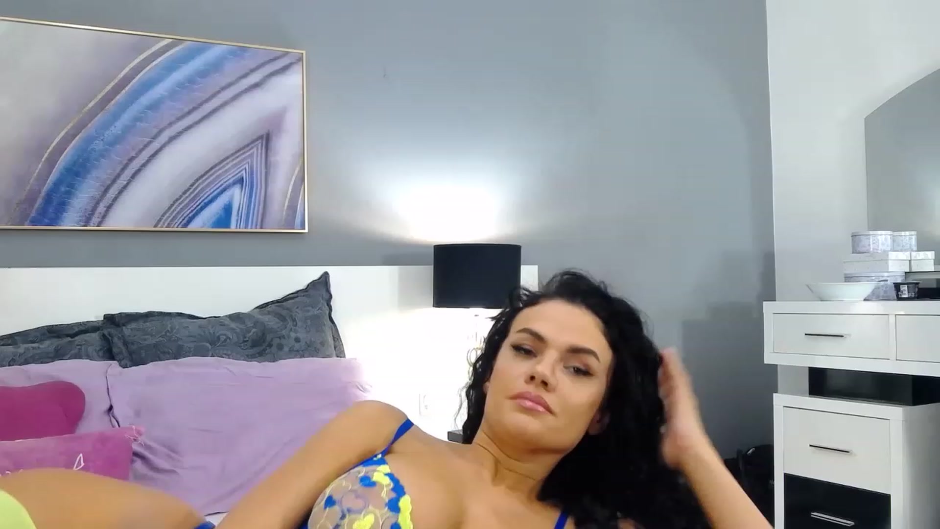 Gallery image thumbnail from Sophiejoulia's myfreecams stream on, 11/16/2022, 19:43 image 20 of 20