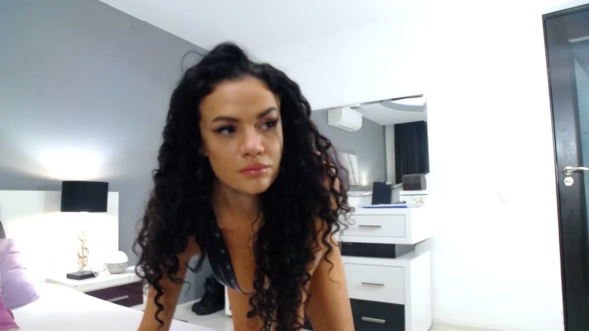 Gallery image thumbnail from Sophiejoulia's myfreecams stream on, 11/16/2022, 21:54 image 8 of 20