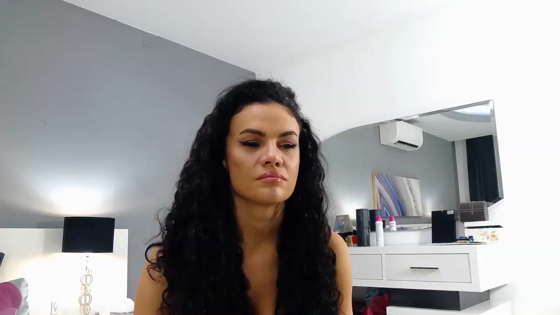 Gallery image thumbnail from Sophiejoulia's myfreecams stream on, 11/17/2022, 22:55 image 19 of 20