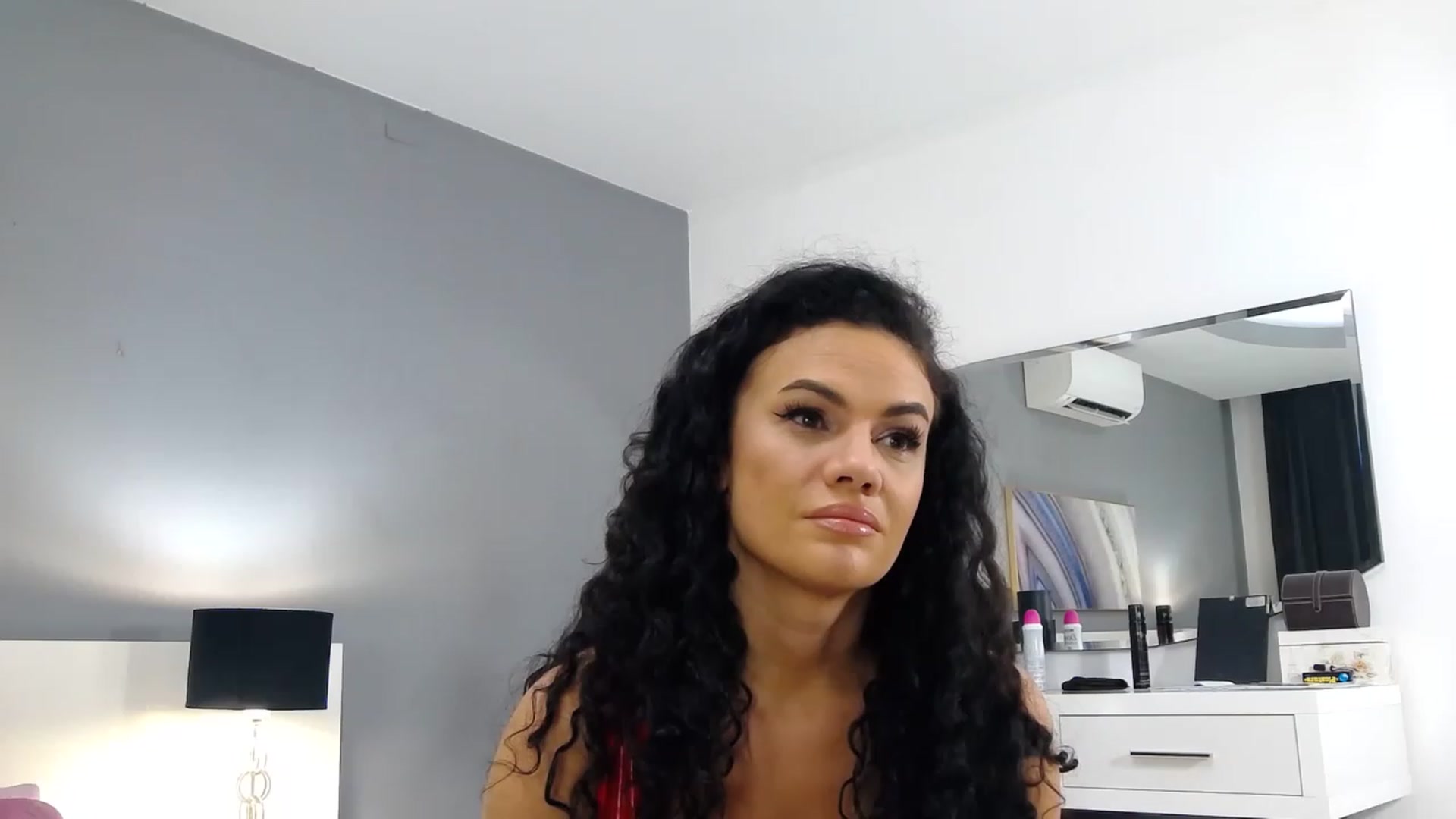 Gallery image thumbnail from Sophiejoulia's myfreecams stream on, 11/24/2022, 20:41 image 20 of 20