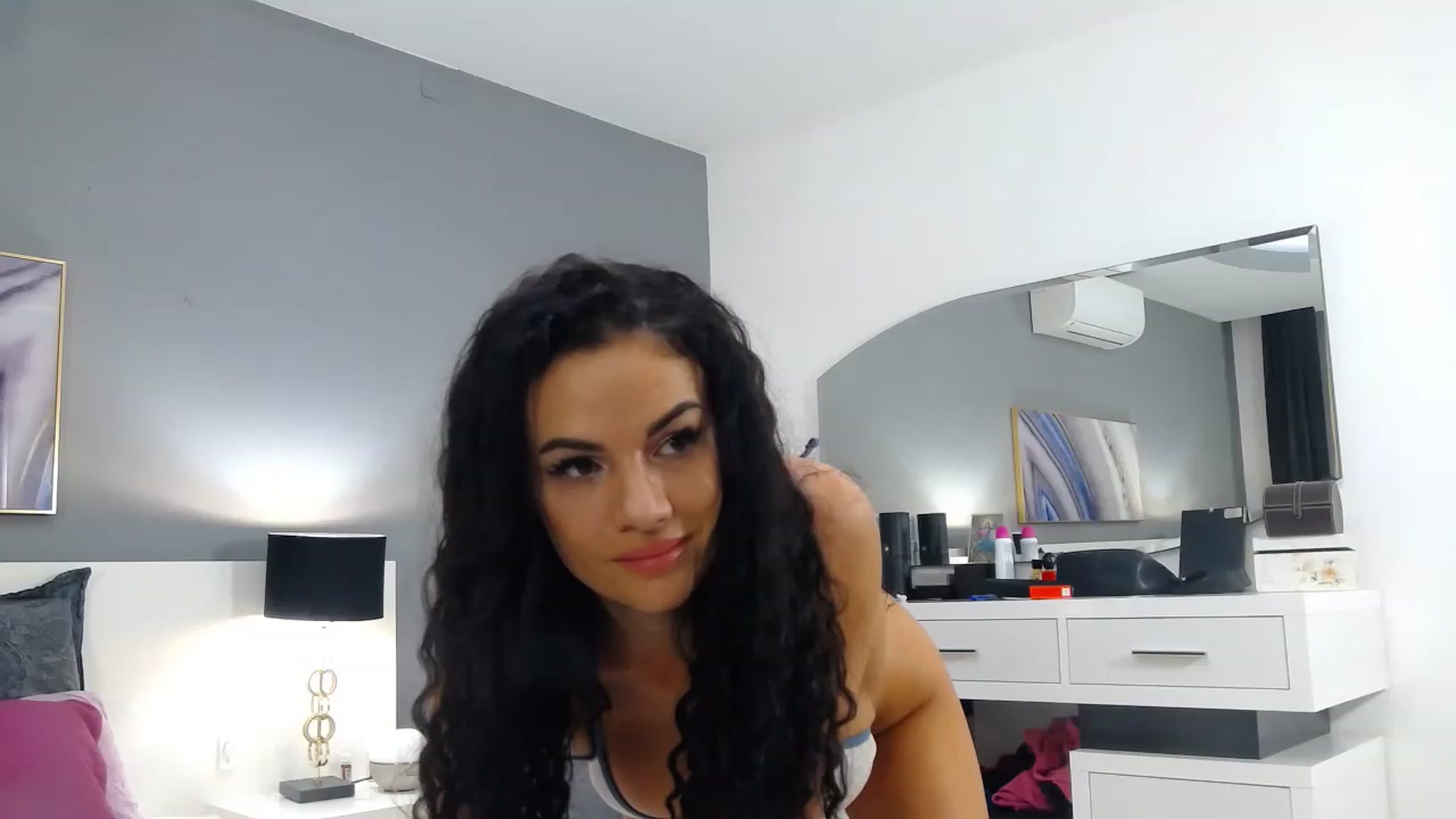 Gallery image thumbnail from Sophiejoulia's myfreecams stream on, 12/05/2022, 22:16 image 13 of 20