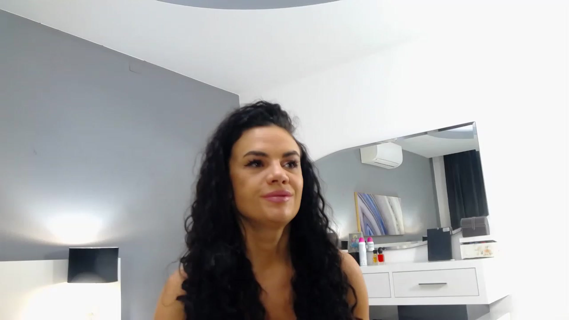 Gallery image thumbnail from Sophiejoulia's myfreecams stream on, 12/08/2022, 23:58 image 18 of 20