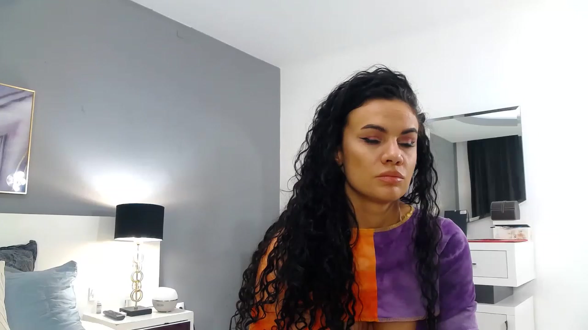 Gallery image thumbnail from Sophiejoulia's myfreecams stream on, 01/08/2023, 21:00 image 13 of 20