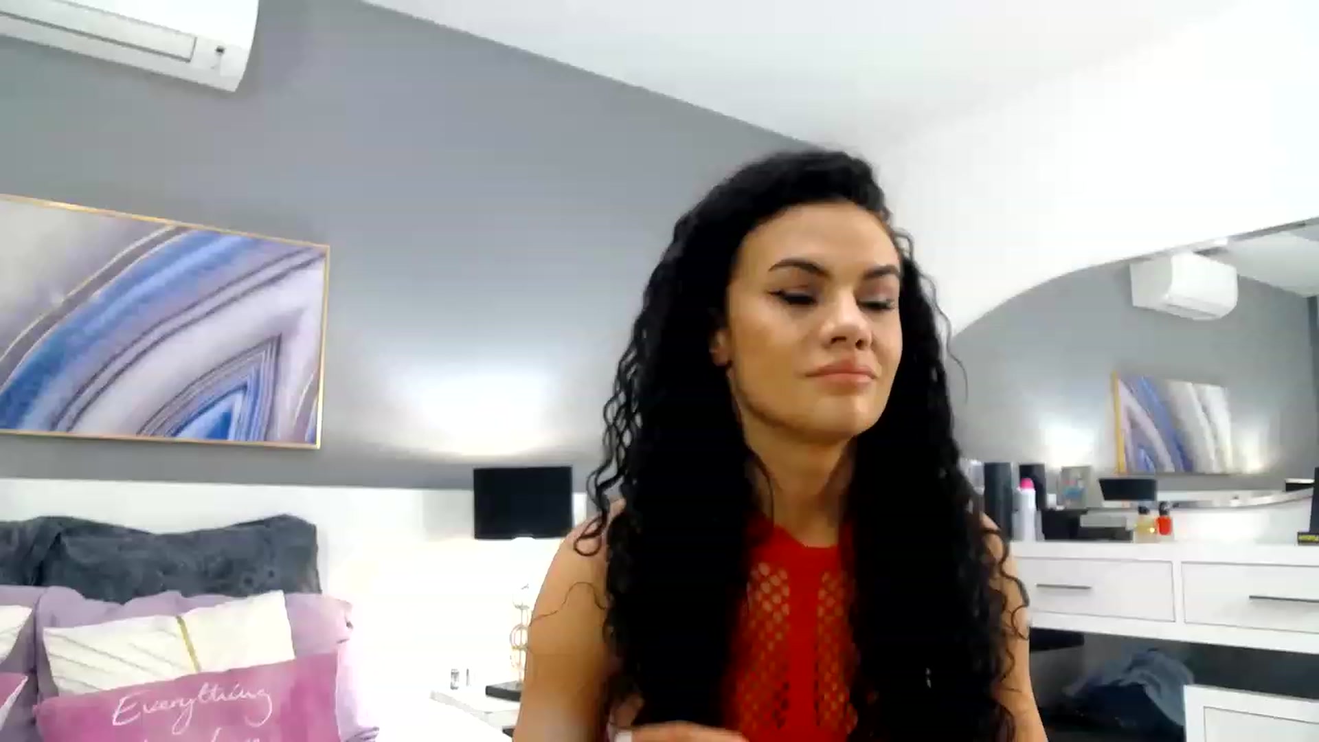 Gallery image thumbnail from Sophiejoulia's myfreecams stream on, 01/25/2023, 23:09 image 9 of 20